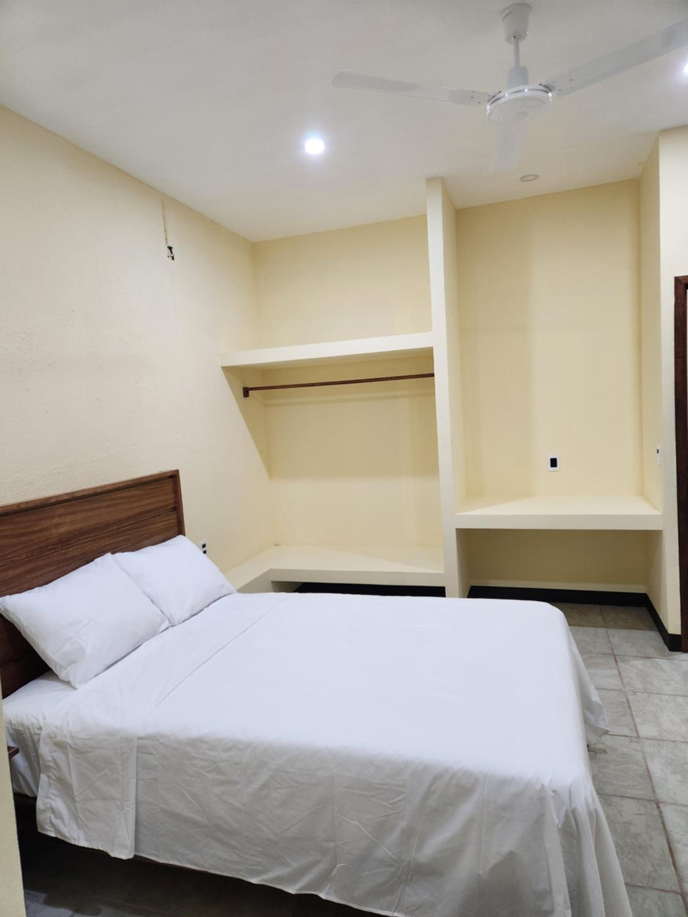 Double Room with Private Bathroom photo 2