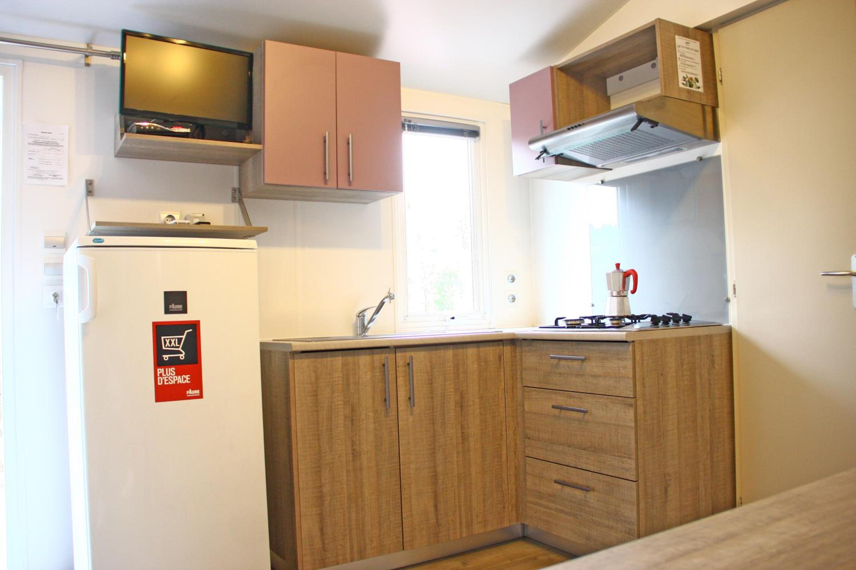 Mobile Home (4+2) - Photo 3