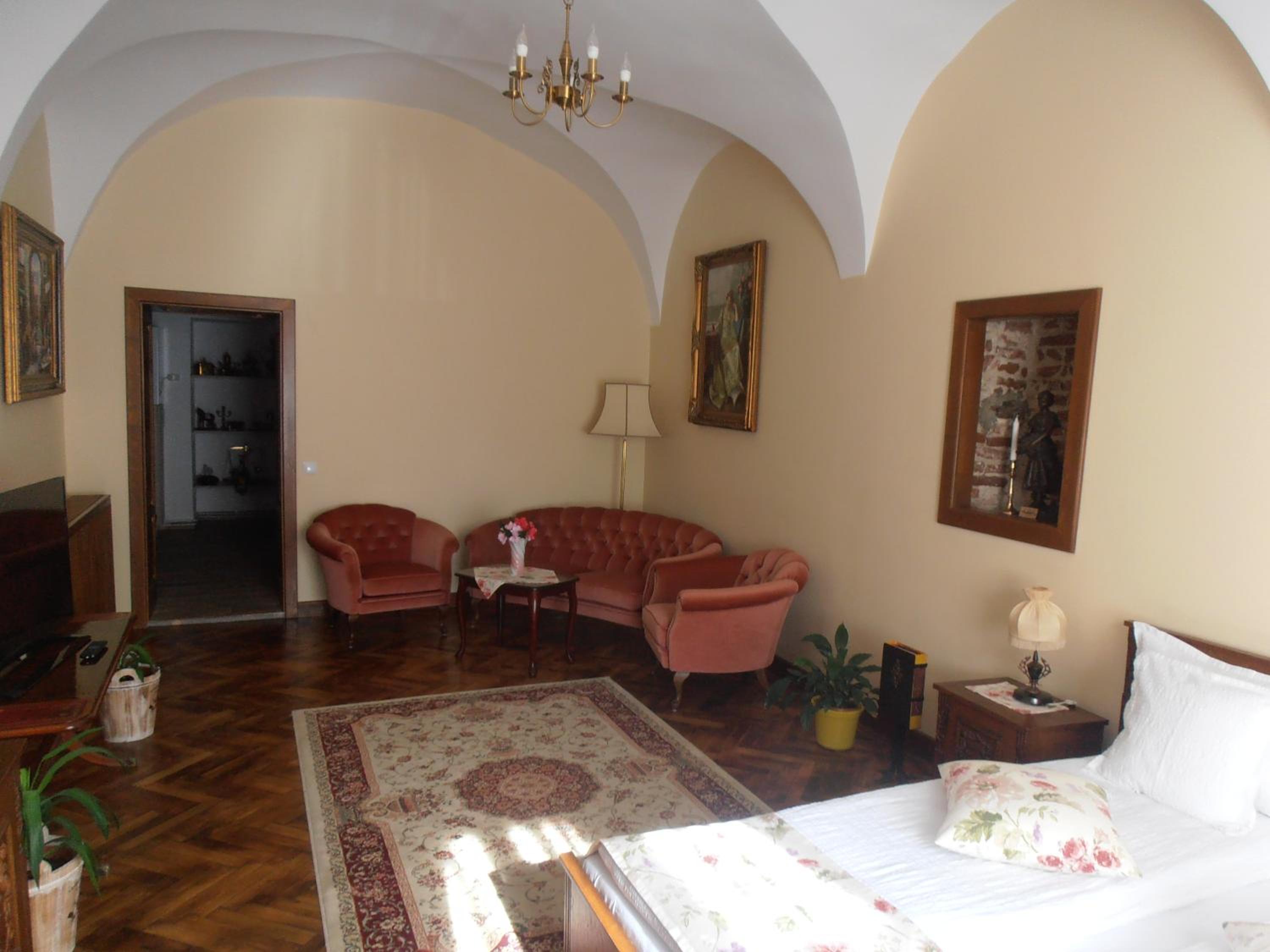 Apartment - Ground Floor - Photo 6
