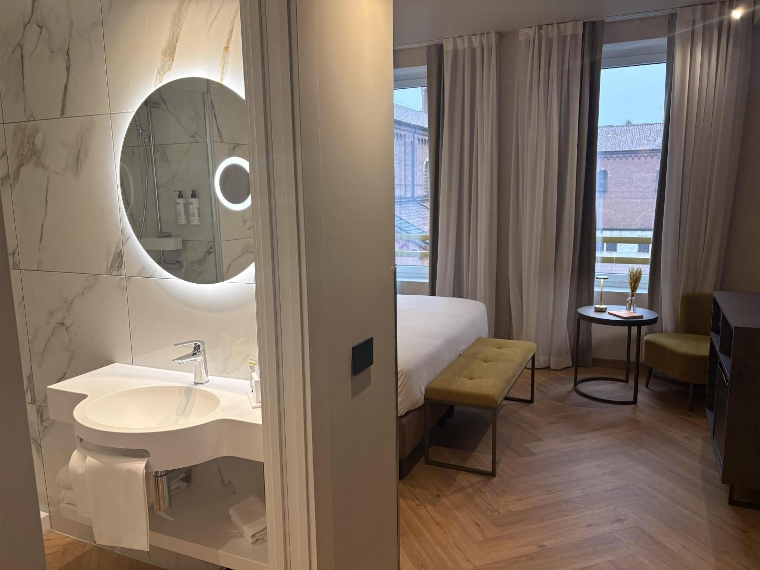 Comfort King or Twin Room