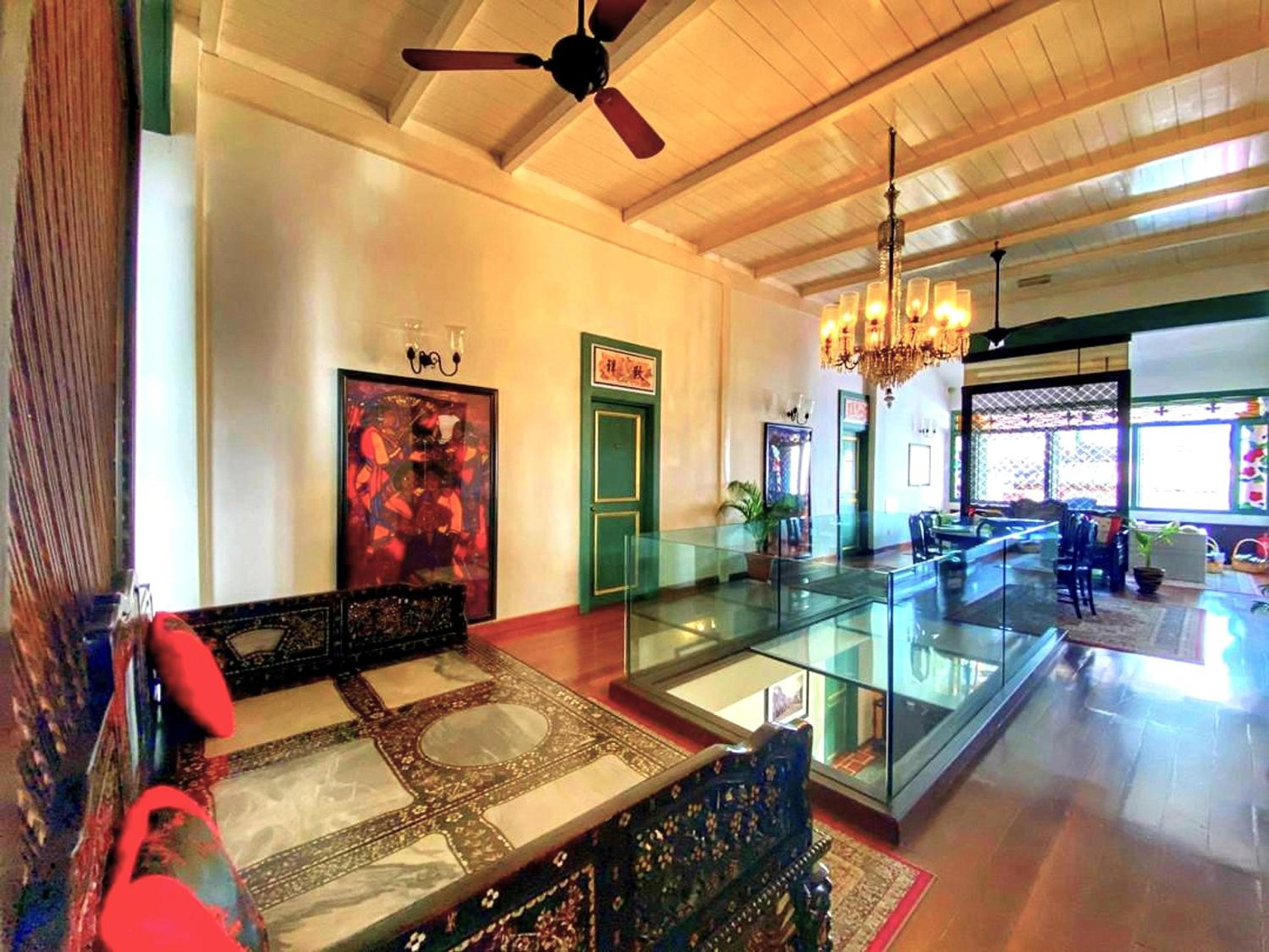 Mansion Deluxe