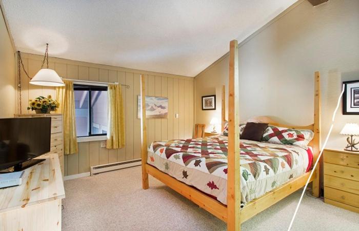 Three-Bedroom Standard Apartment photo 2
