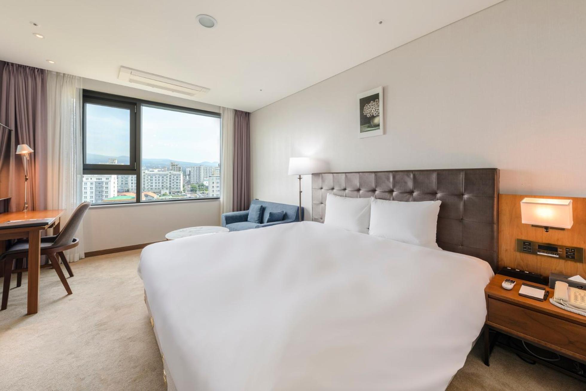 Club Lounge City View photo 3