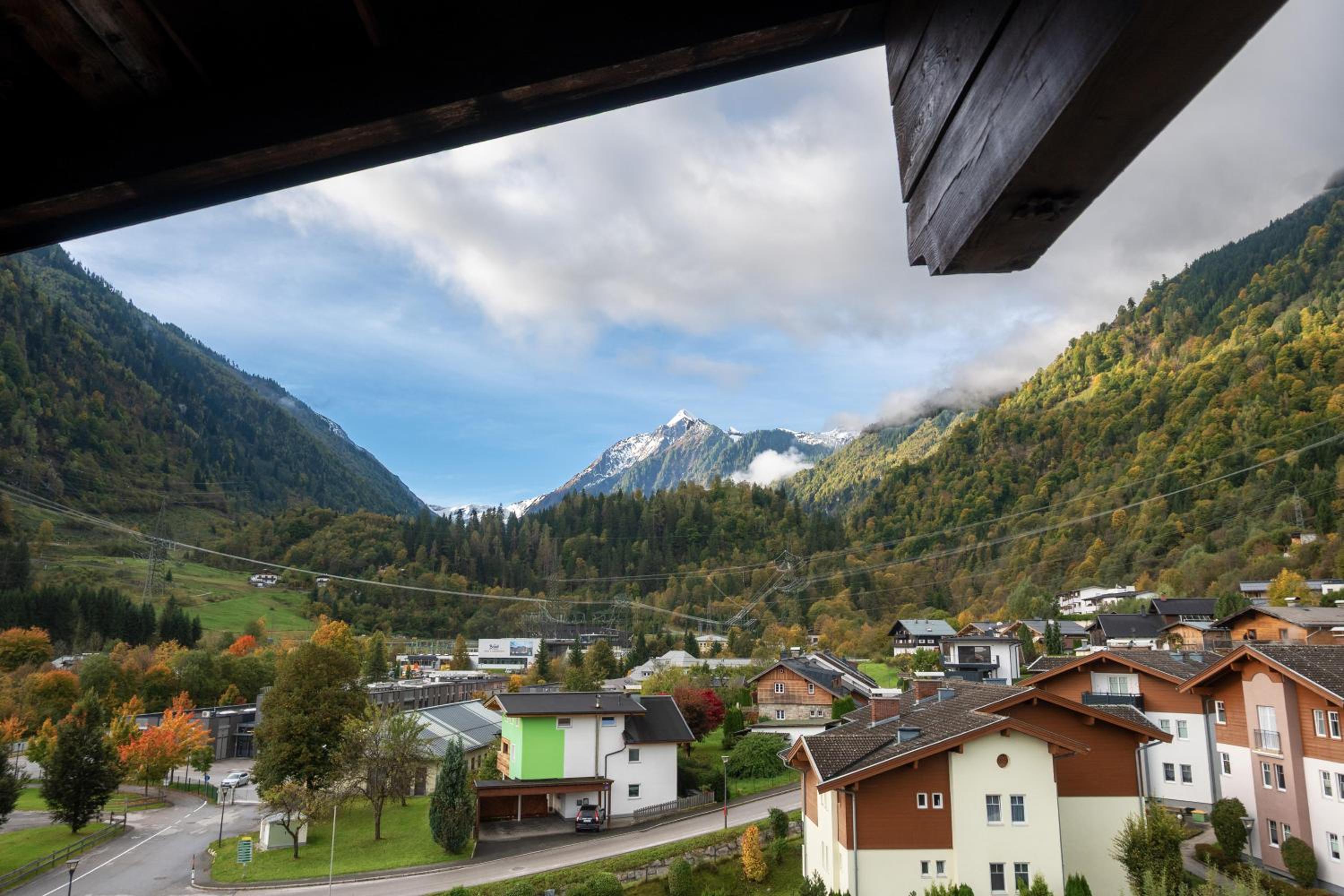 Triple Room with Mountain View