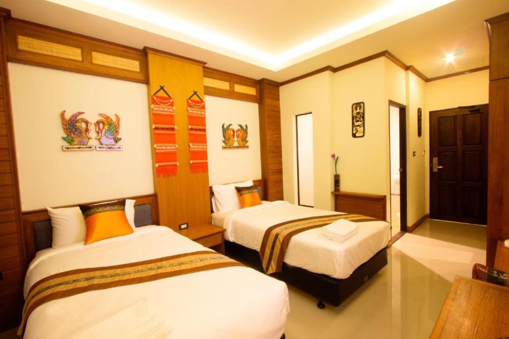 Standard Twin Room