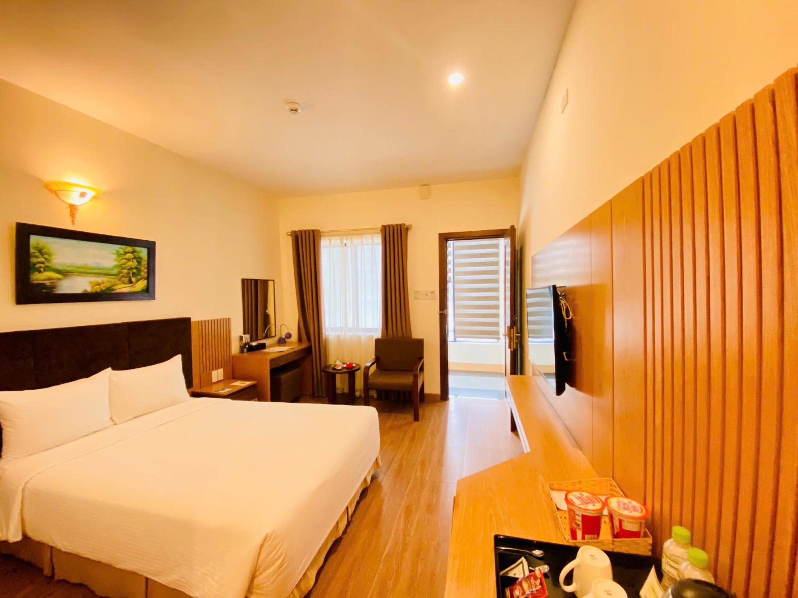 Superior Double or Twin Room photo 2