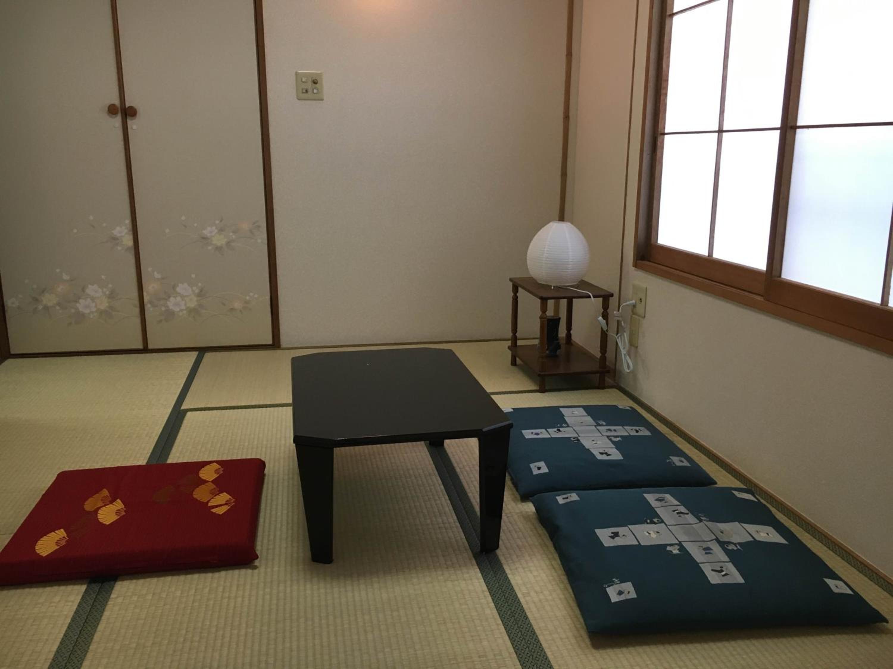 Japanese-Style Room