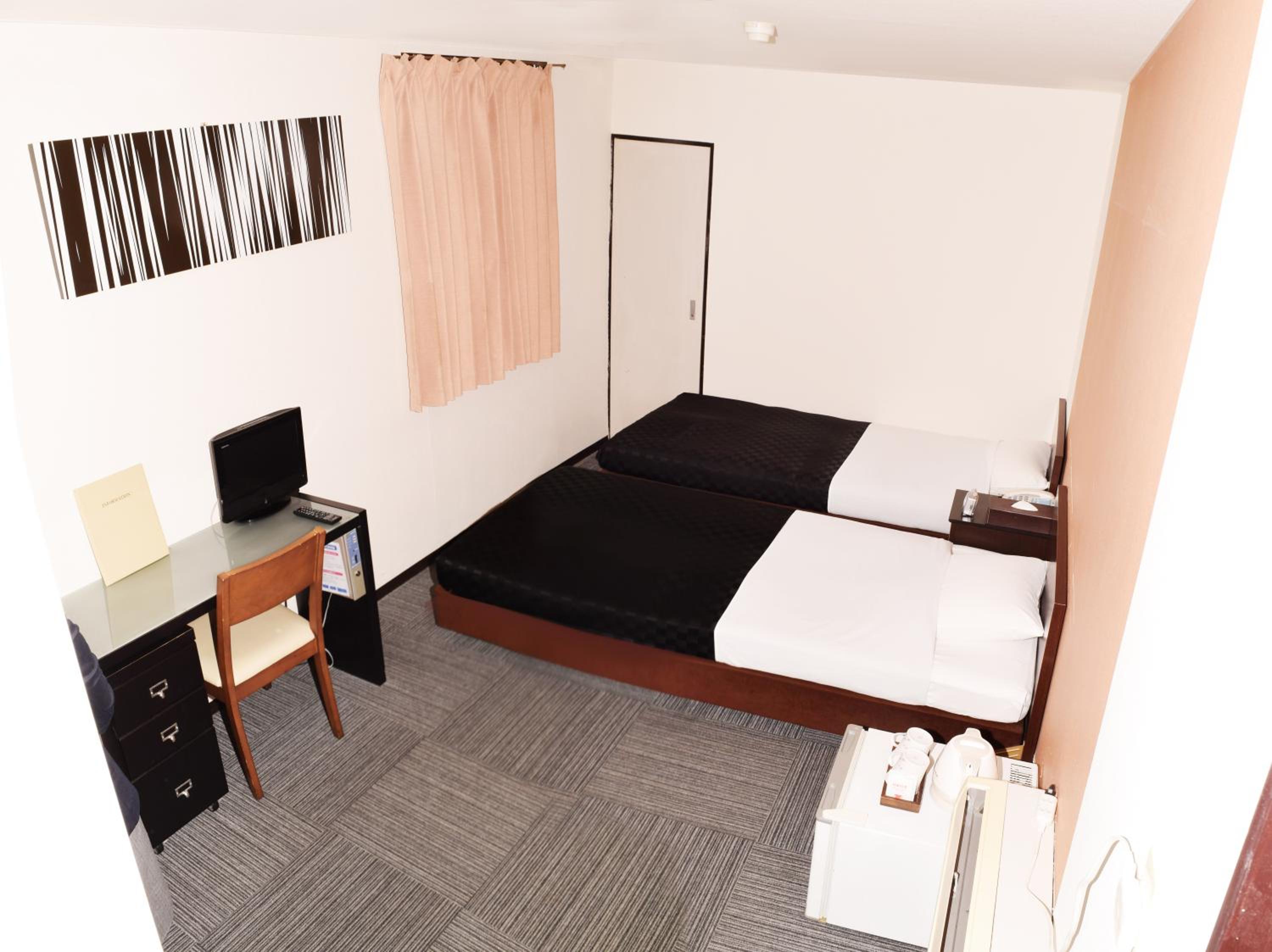 Standard Twin Room - Non-Smoking - Photo 7