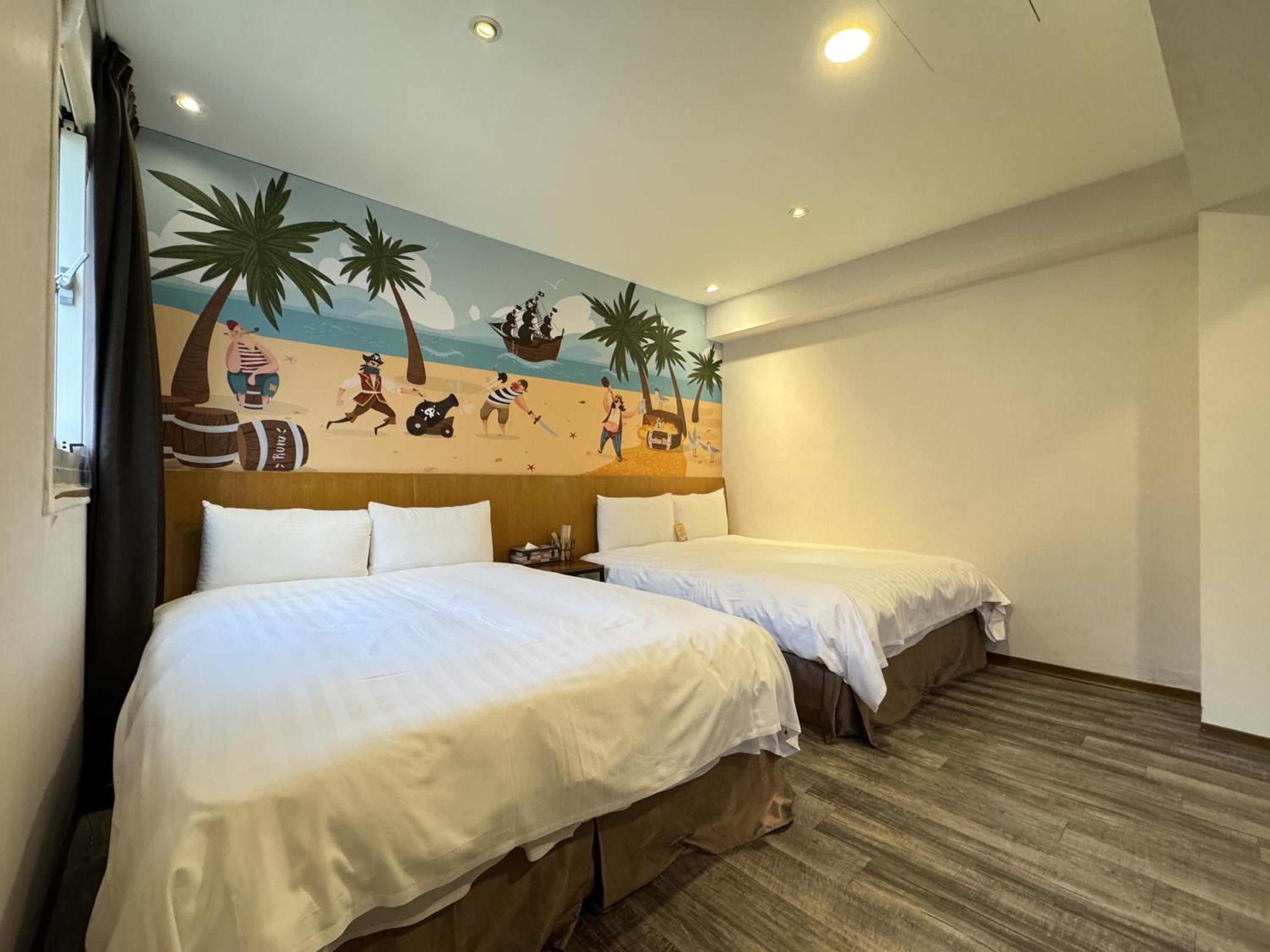 Executive Quadruple Room photo 2