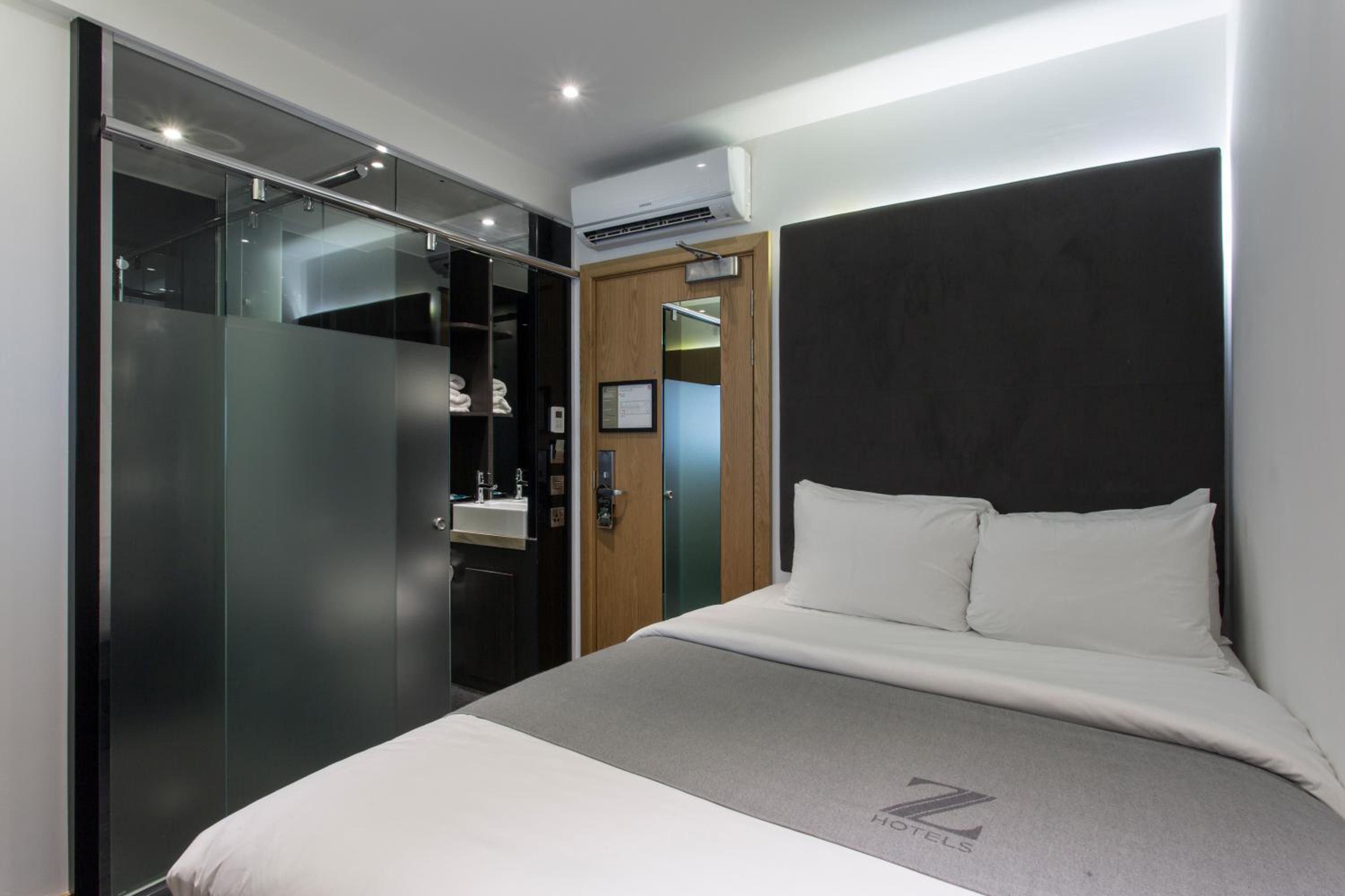 Double Room without Window photo 1