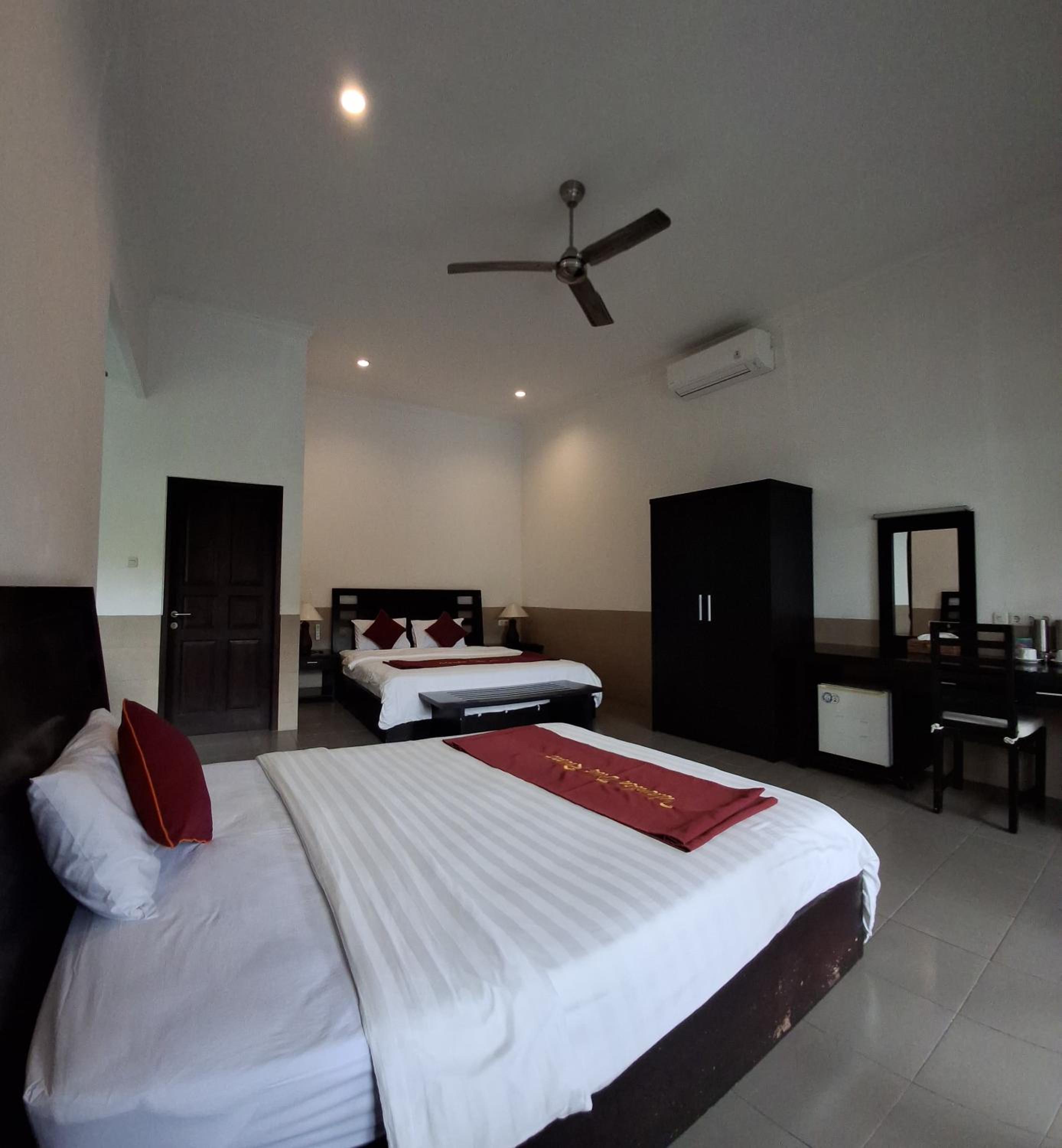 Deluxe Triple Room photo 2