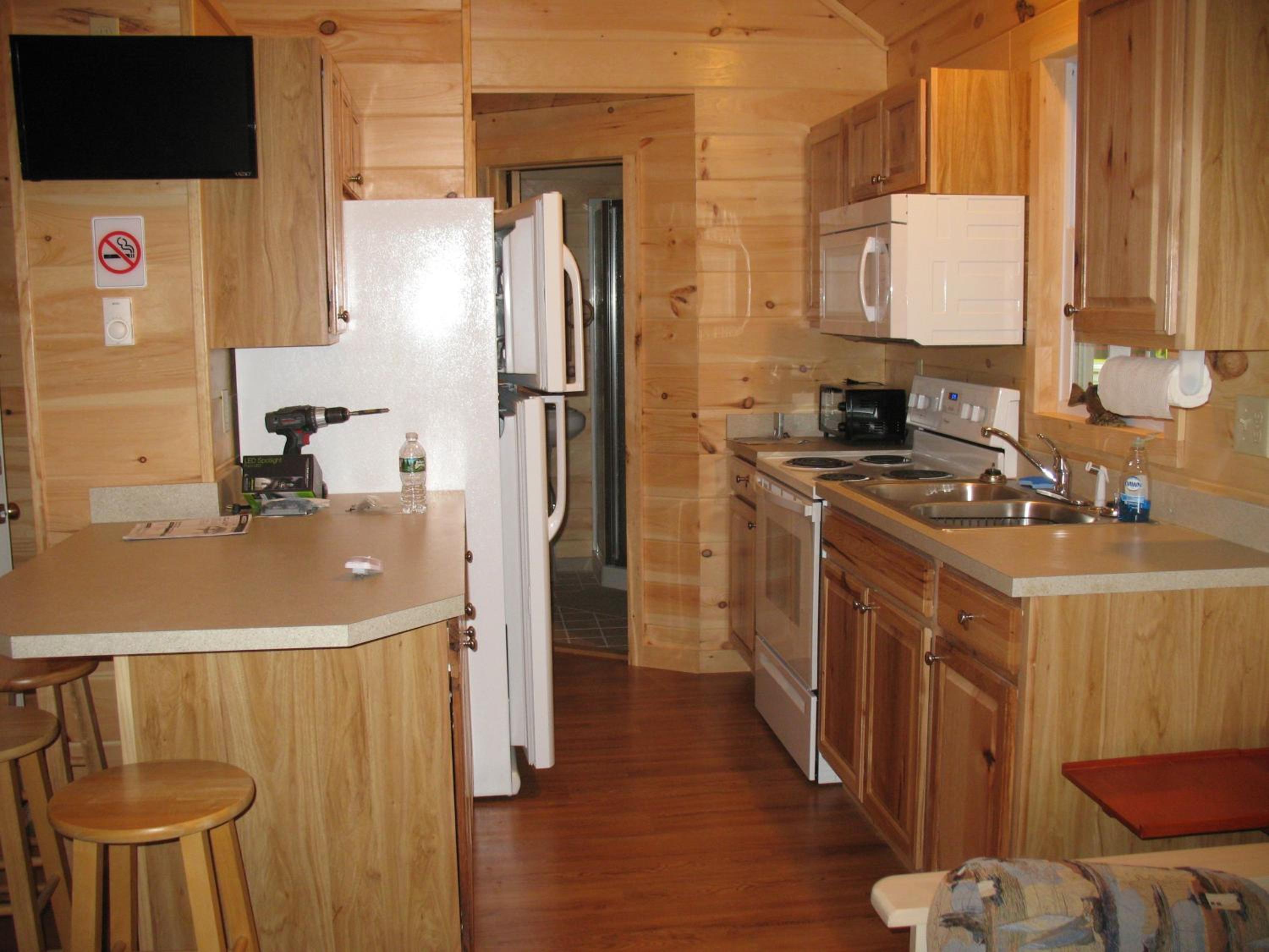 Pickerel Cabin - Pet Friendly photo 2