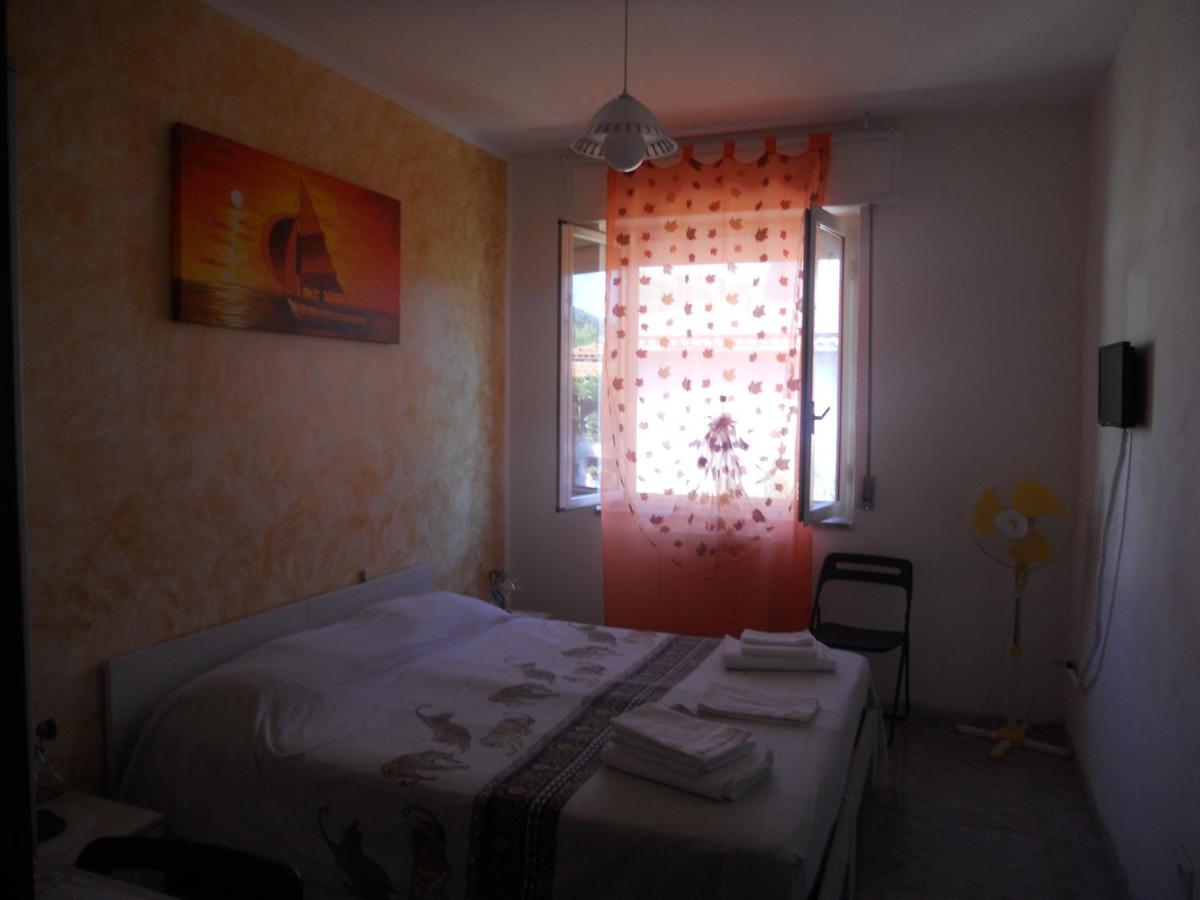 Double or Twin Room photo 3