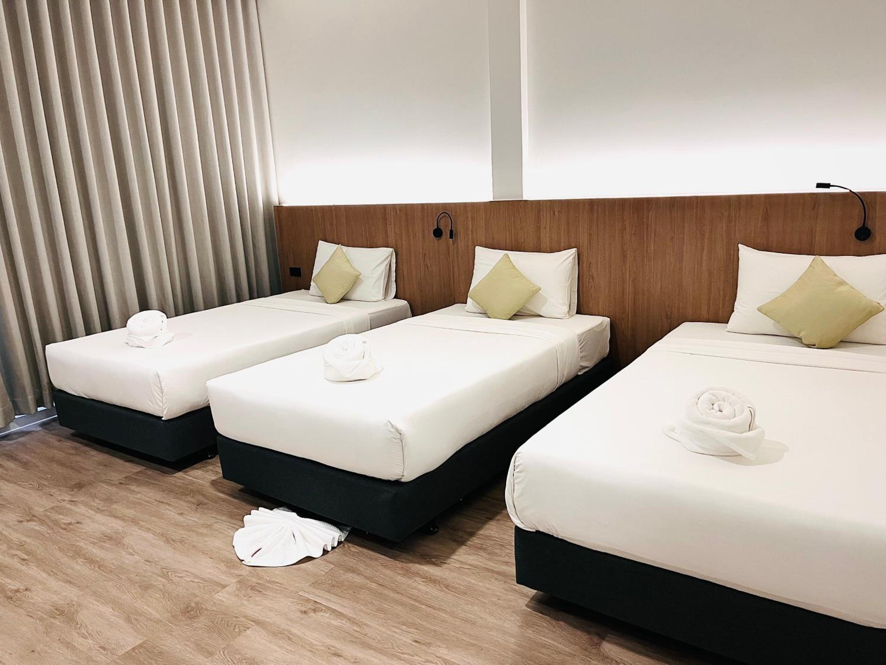 Standard Triple Room photo 2