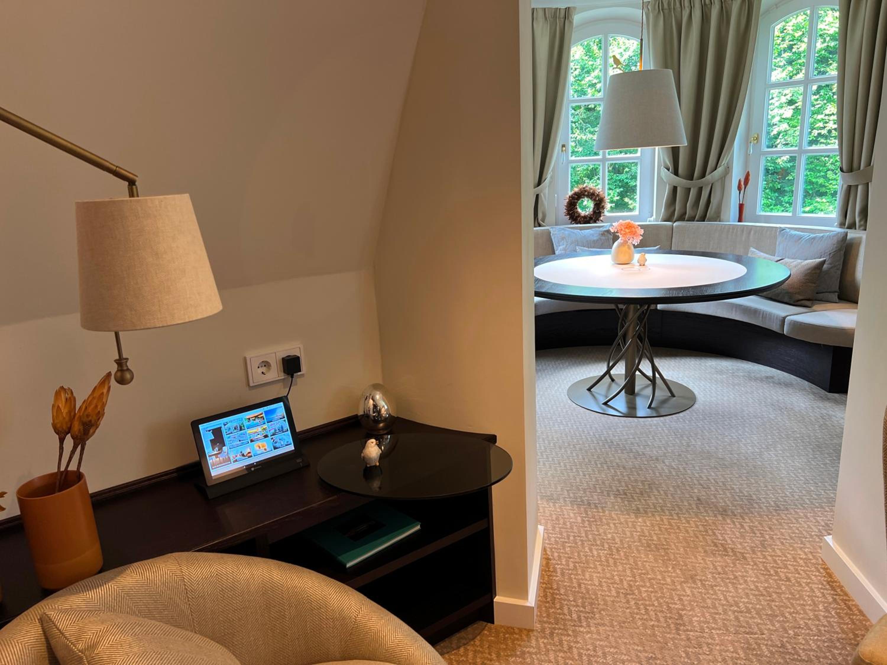 Deluxe Suite photo