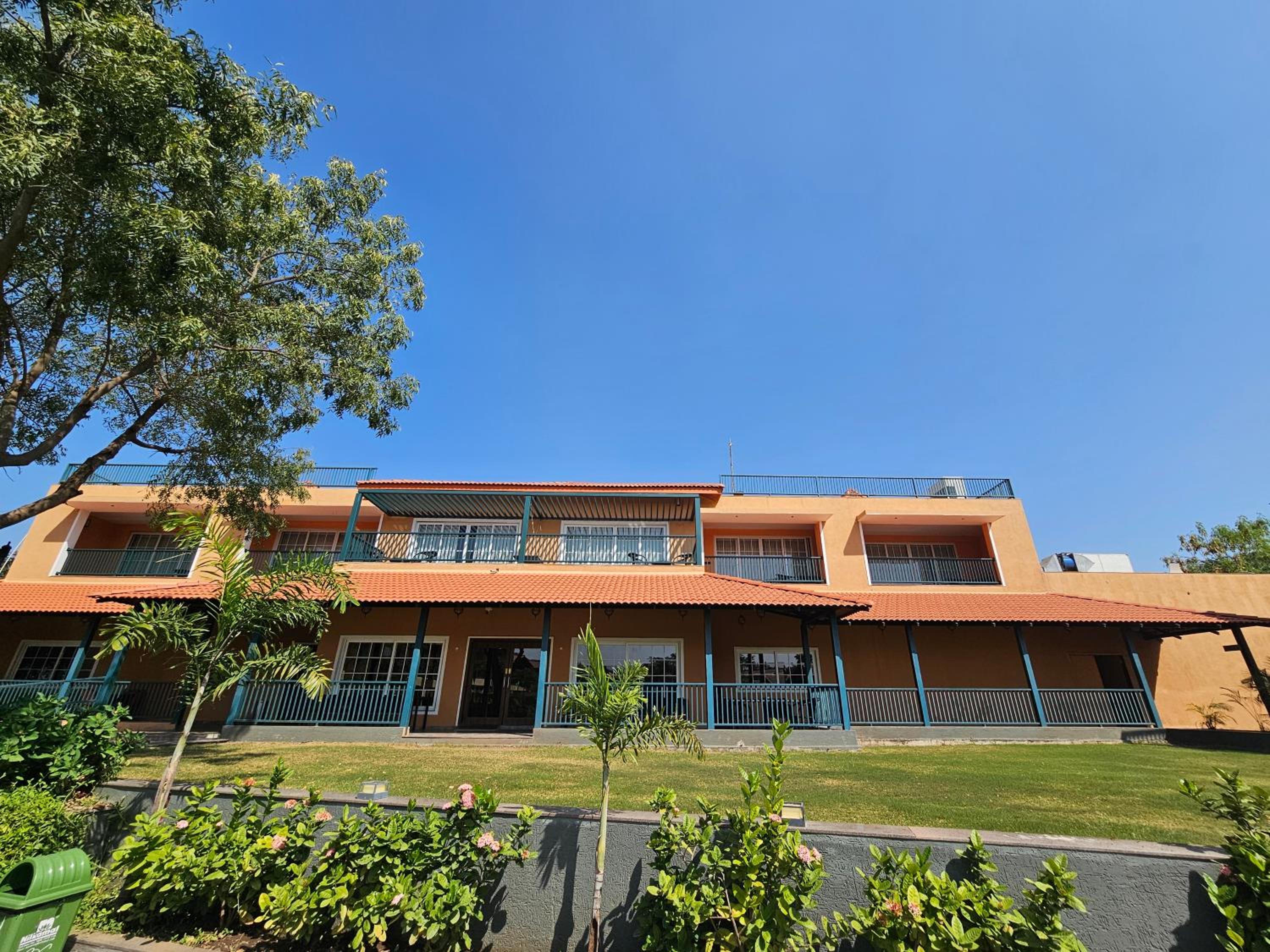 Suite with Garden View