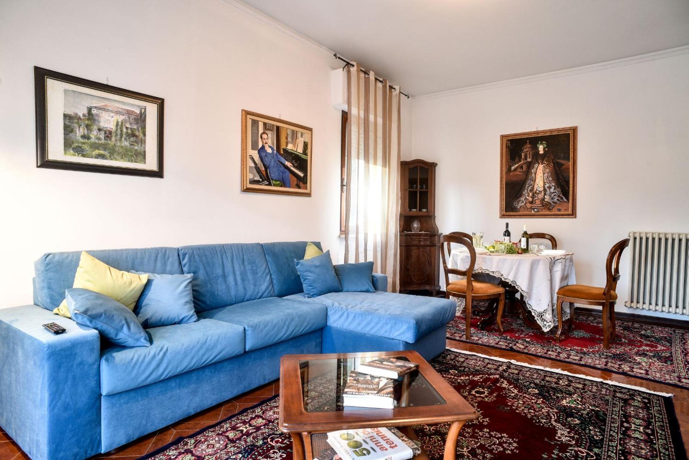 Apartment with Balcony