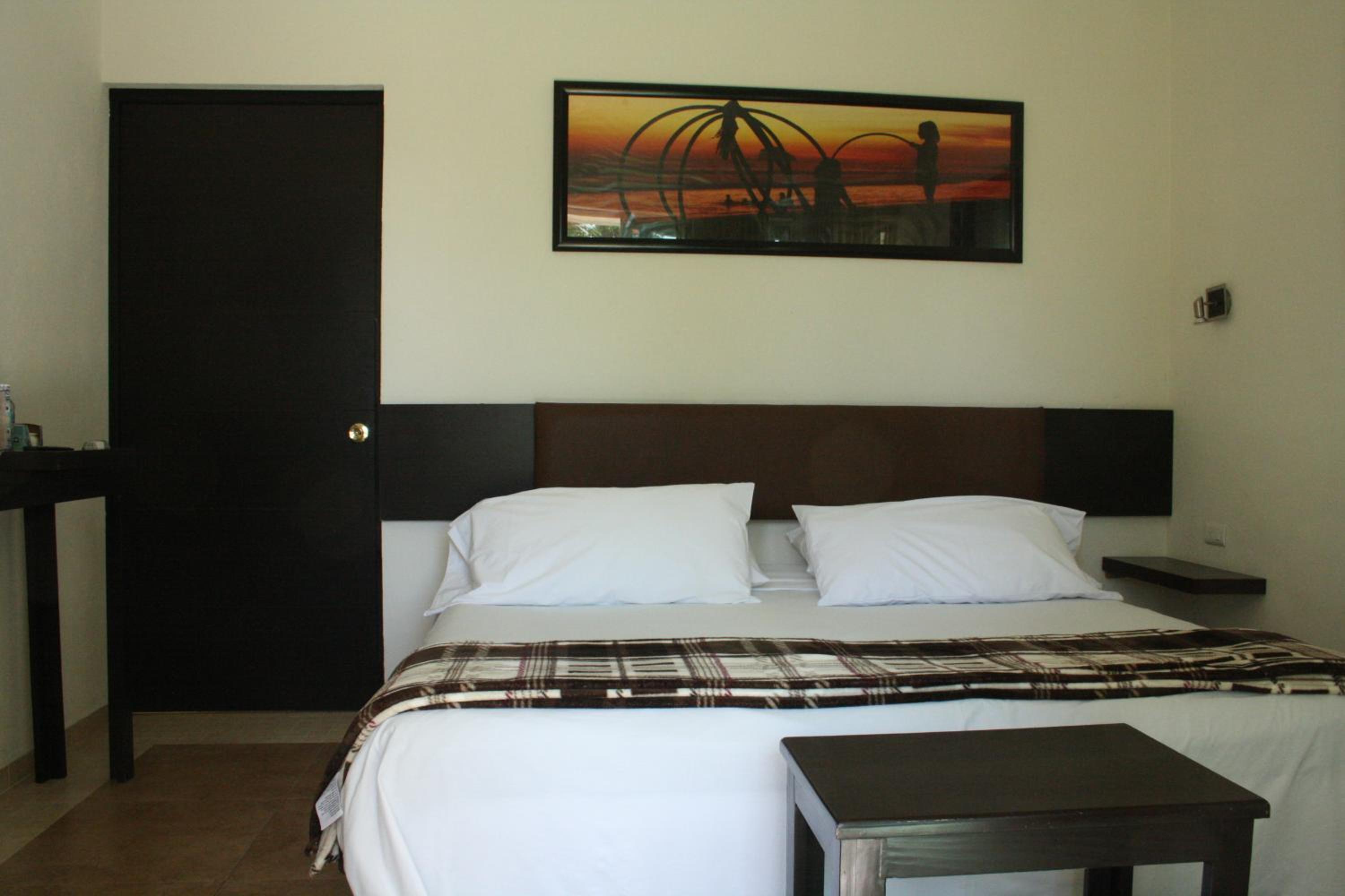 Economy Double Room photo 3