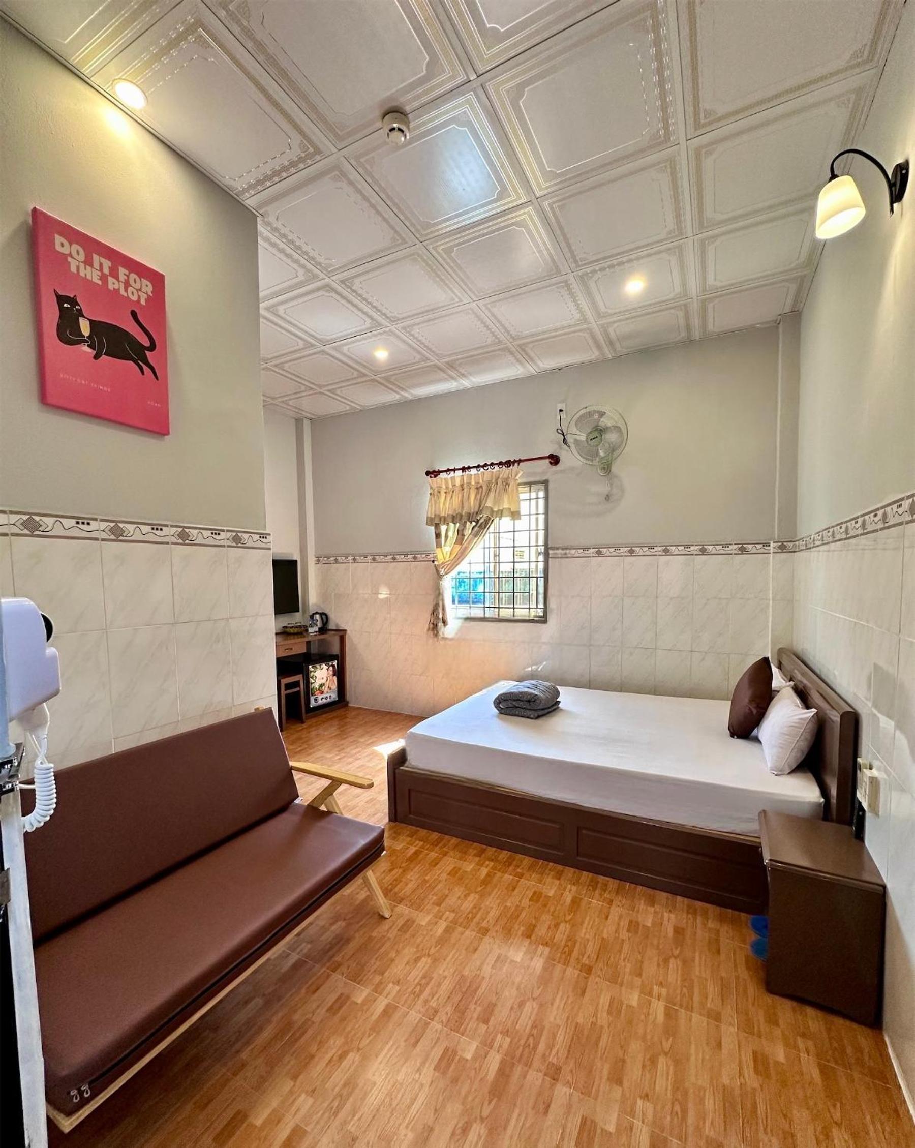 Standard Queen Room photo 1