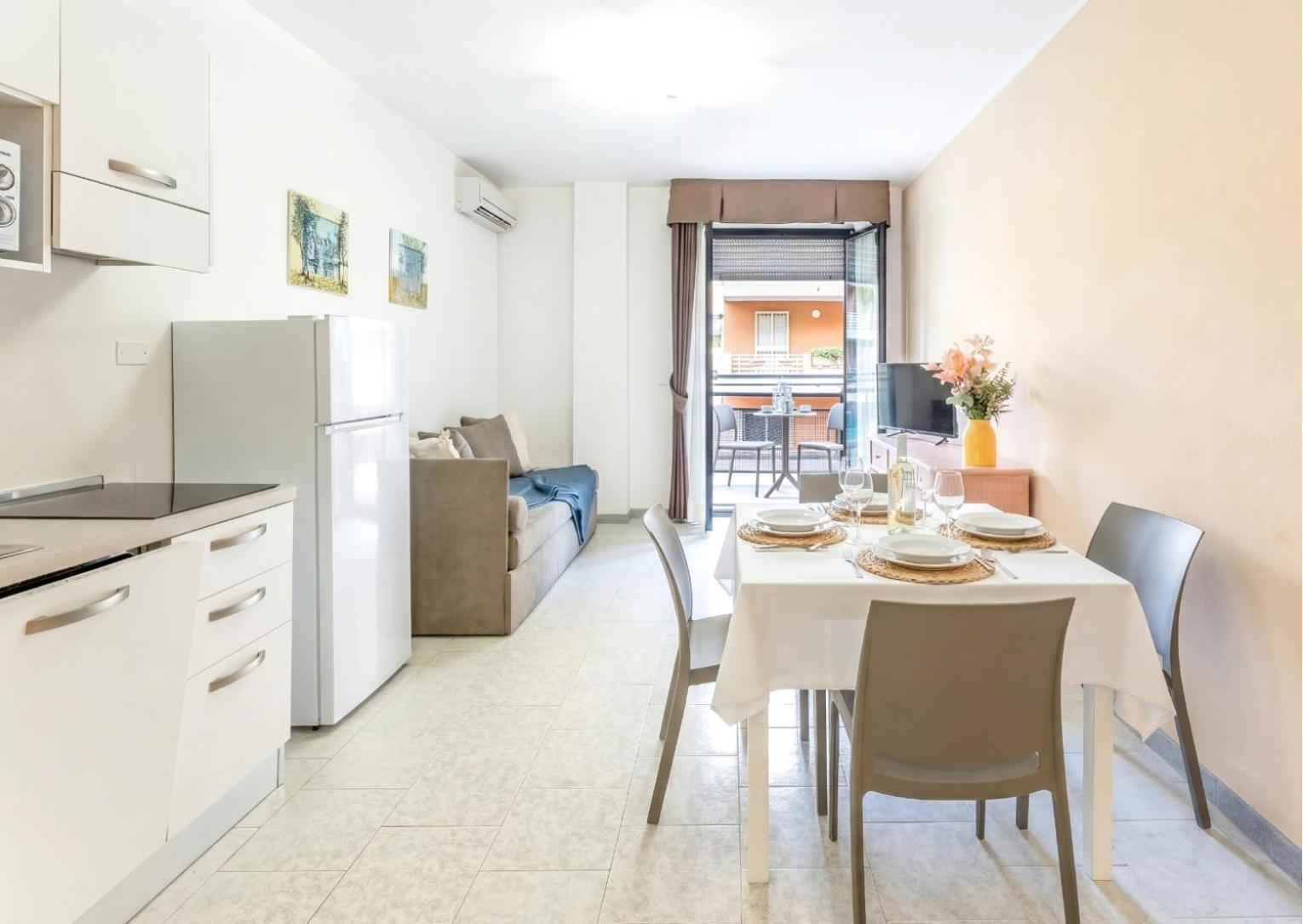 One-Bedroom Apartment