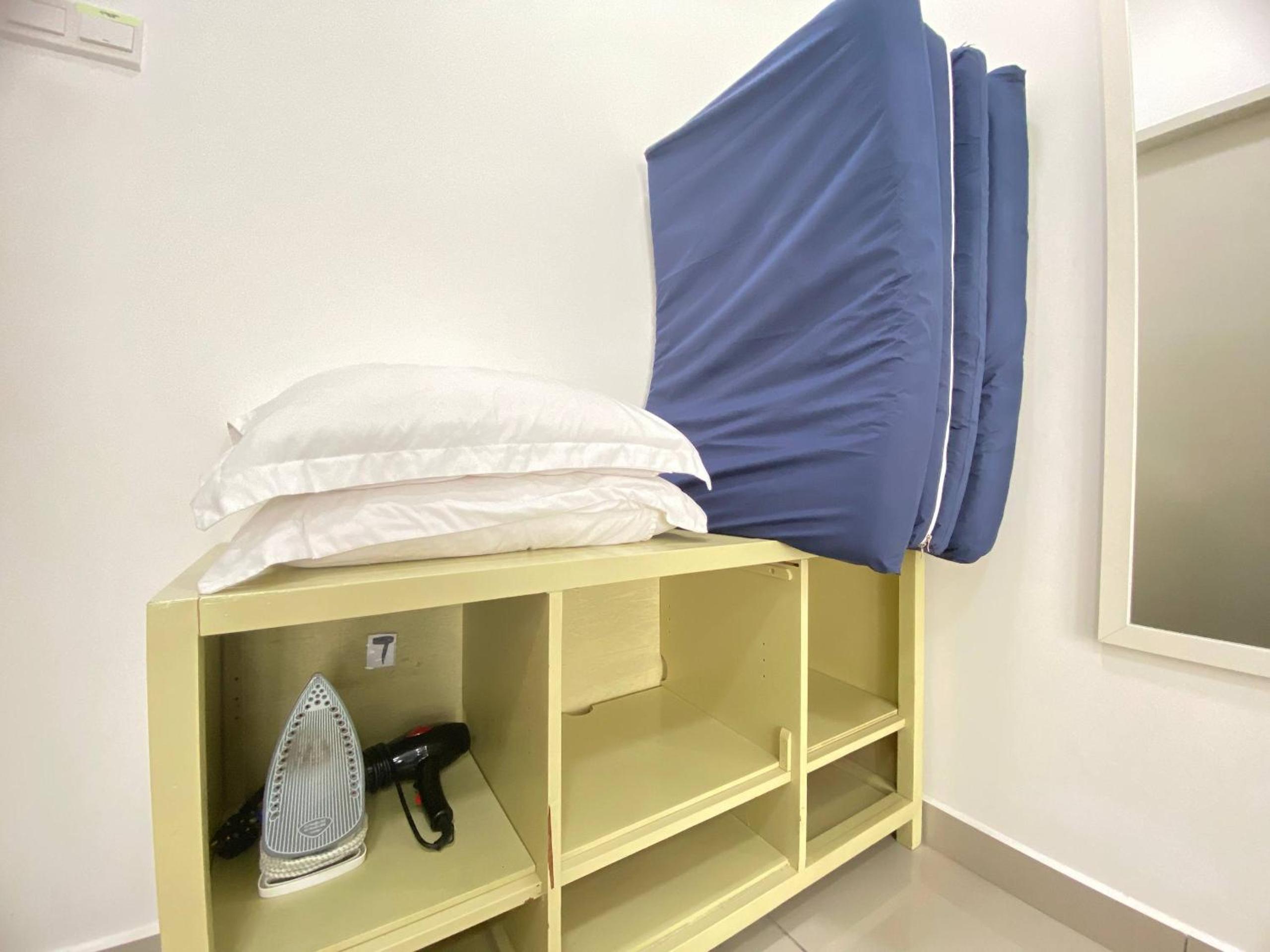 Apartment with Sea View - Photo 7