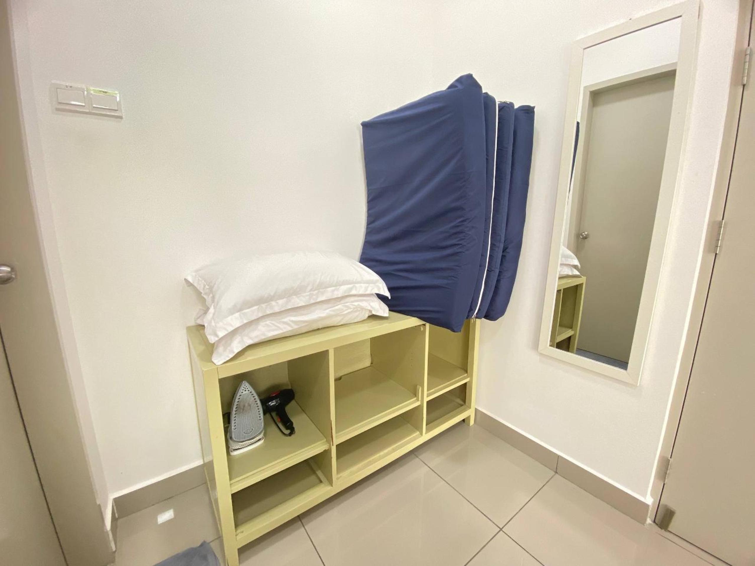 Apartment with Sea View - Photo 11