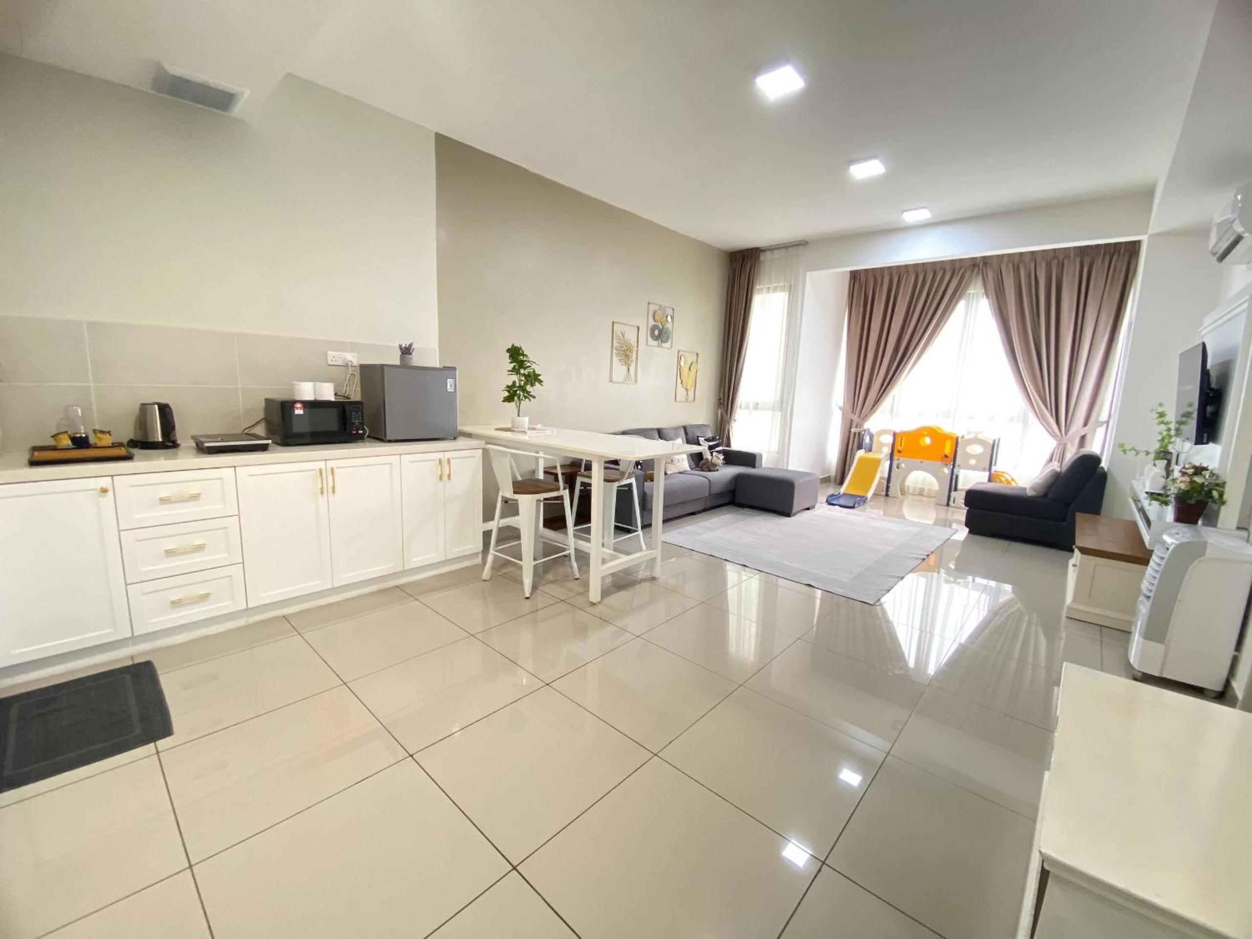 Apartment with Sea View - Photo 31