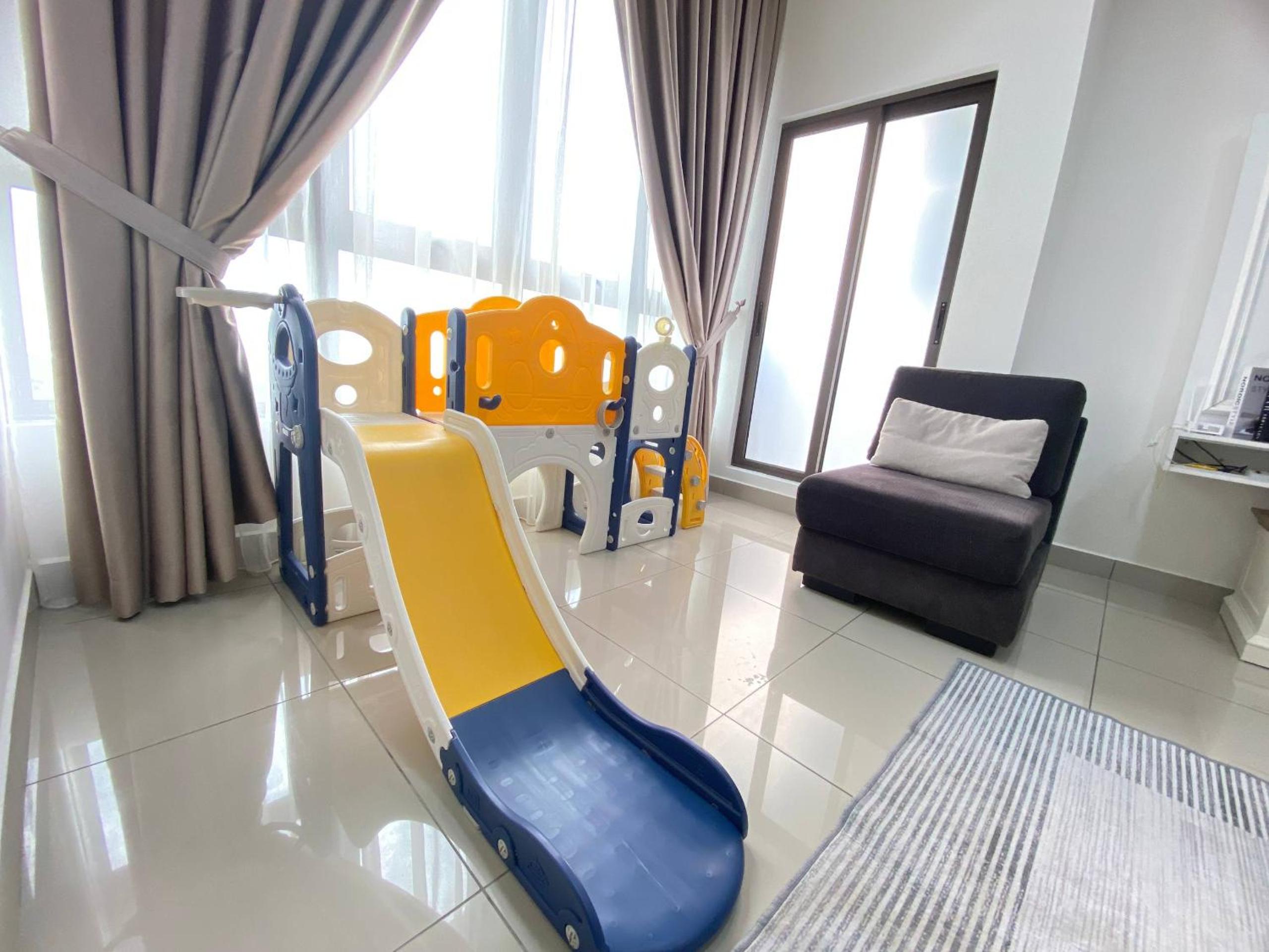 Apartment with Sea View - Photo 37