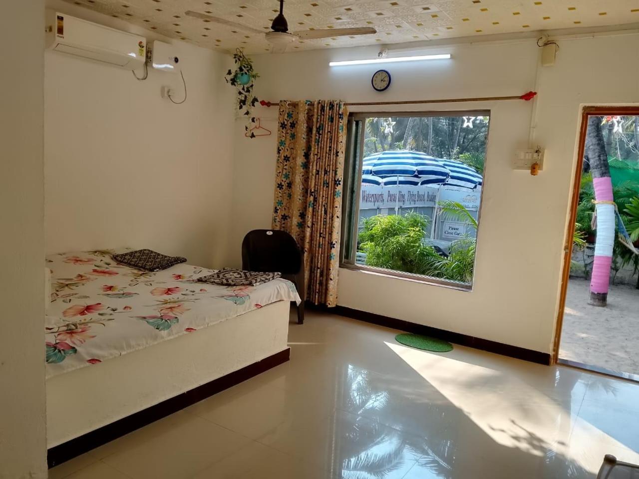 Family Room with Garden View photo 2