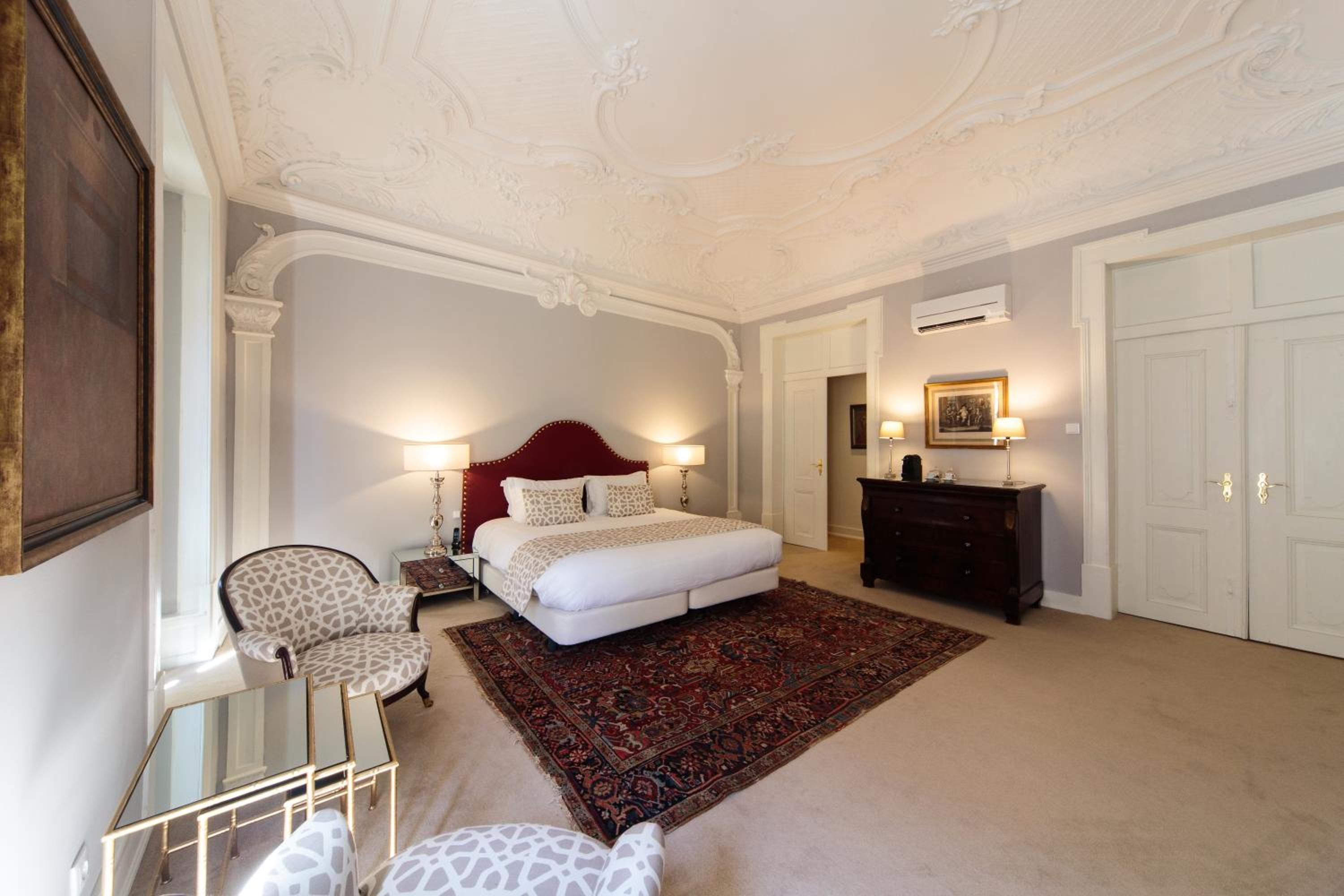 Deluxe Suite photo 1