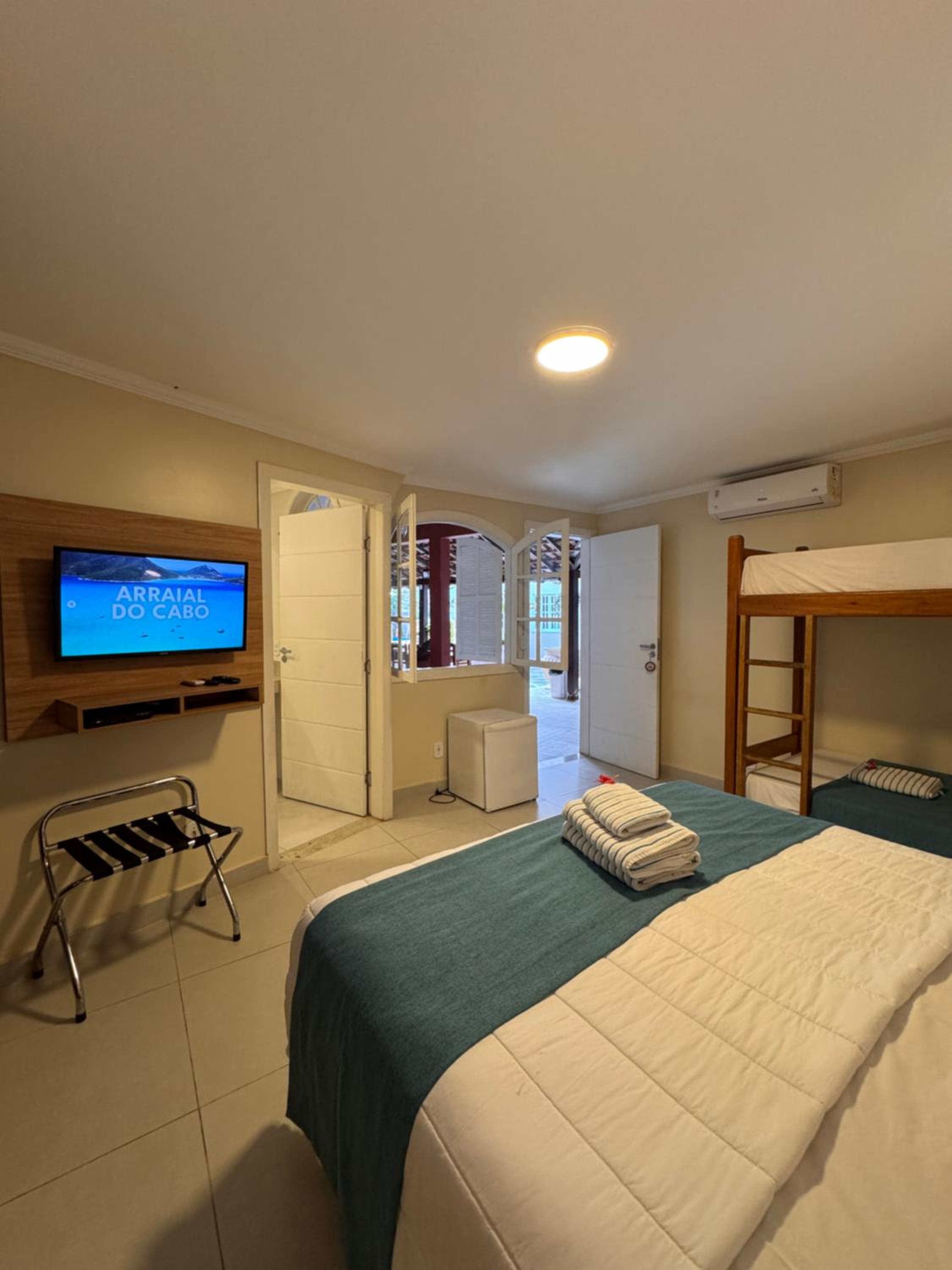 Standard Quadruple Room - Photo 9