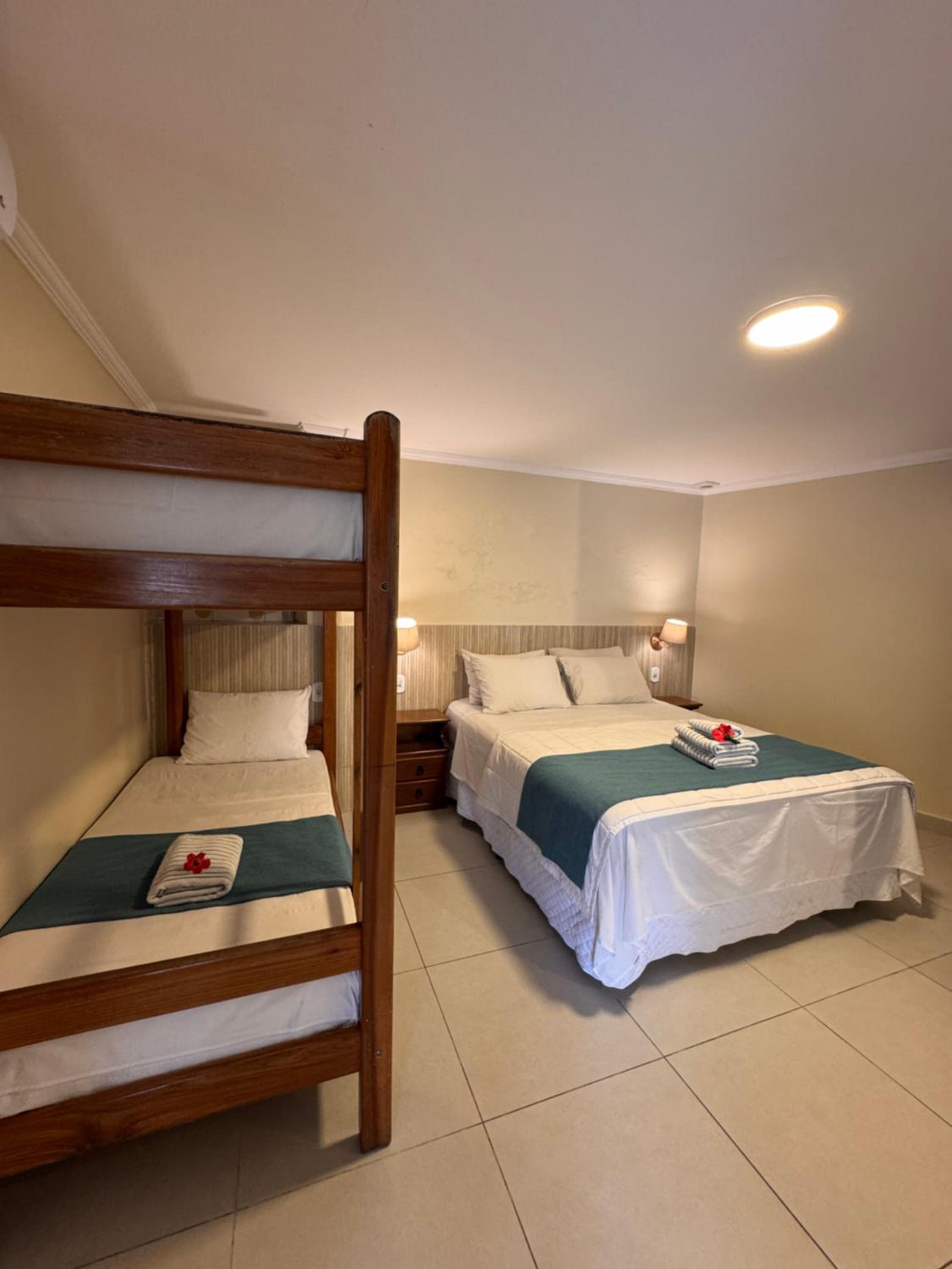 Standard Quadruple Room - Photo 6