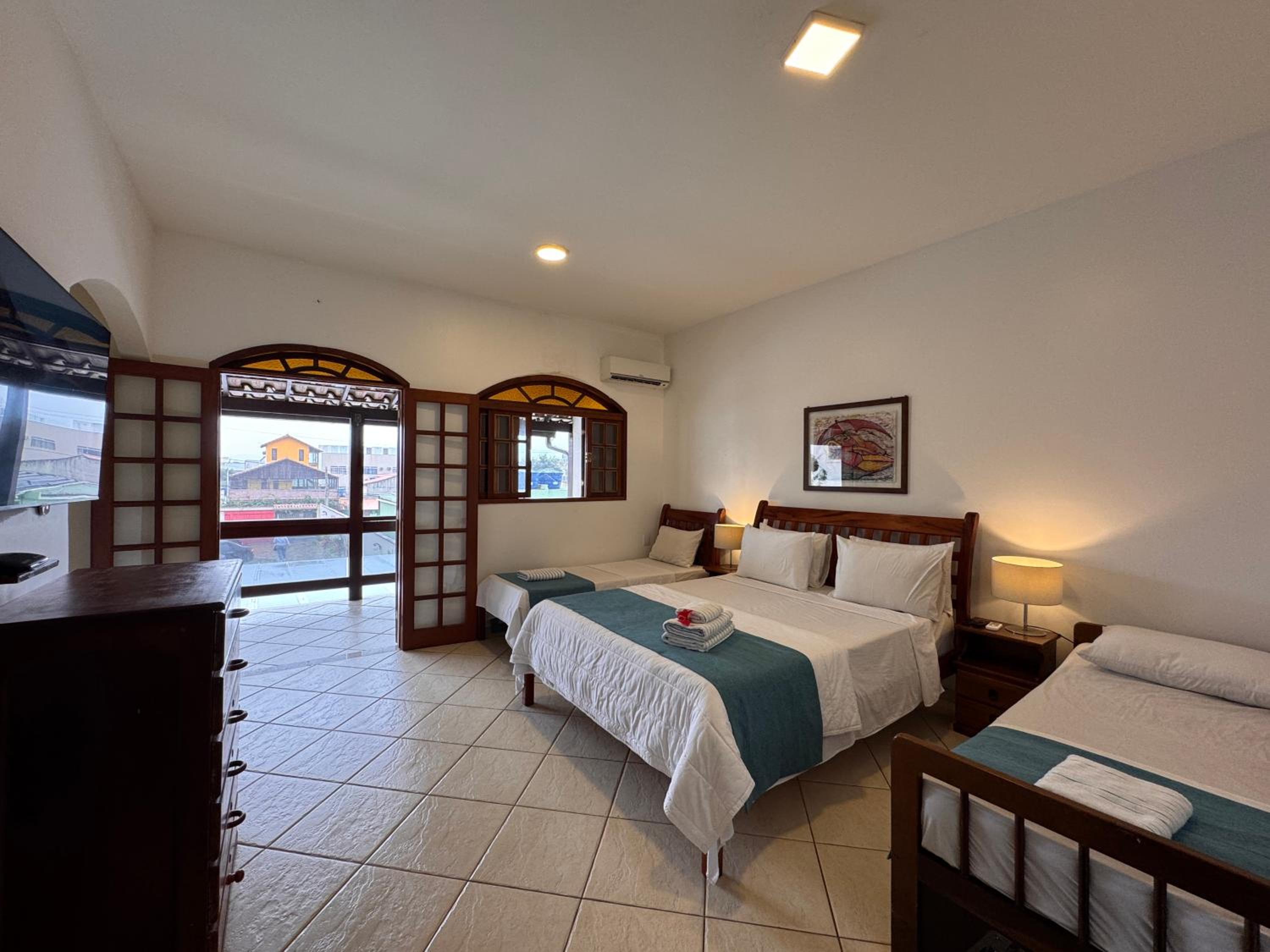 Standard Quadruple Room - Photo 49
