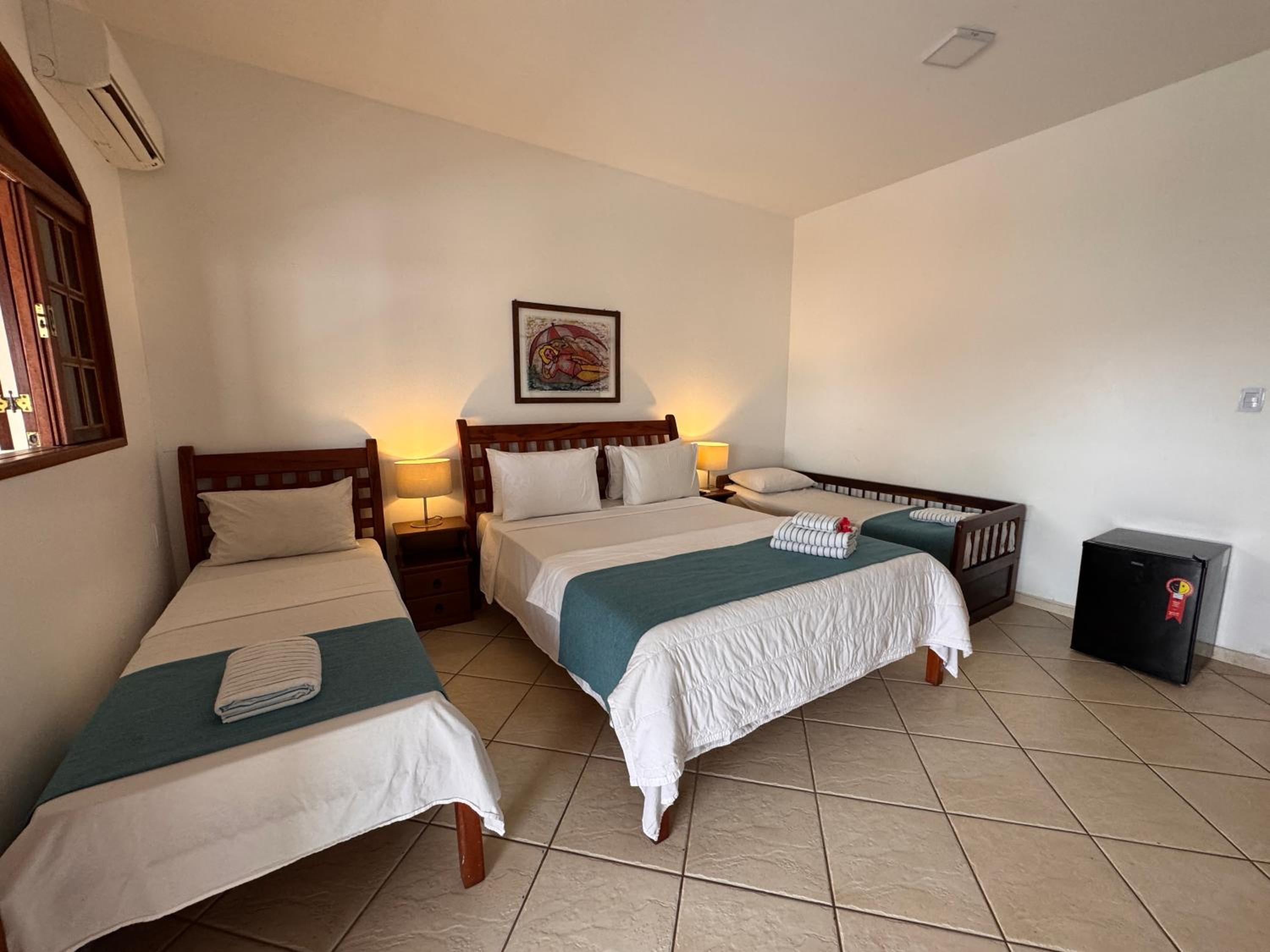 Standard Quadruple Room - Photo 35