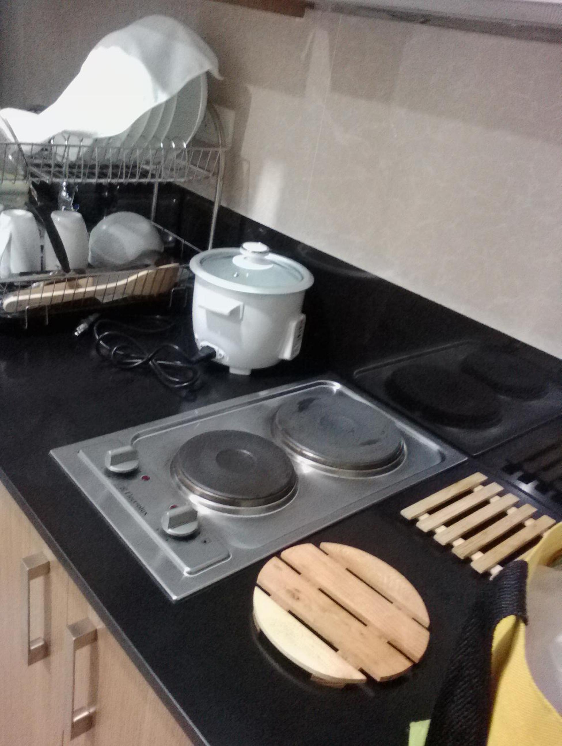 Studio Apartment - Photo 8
