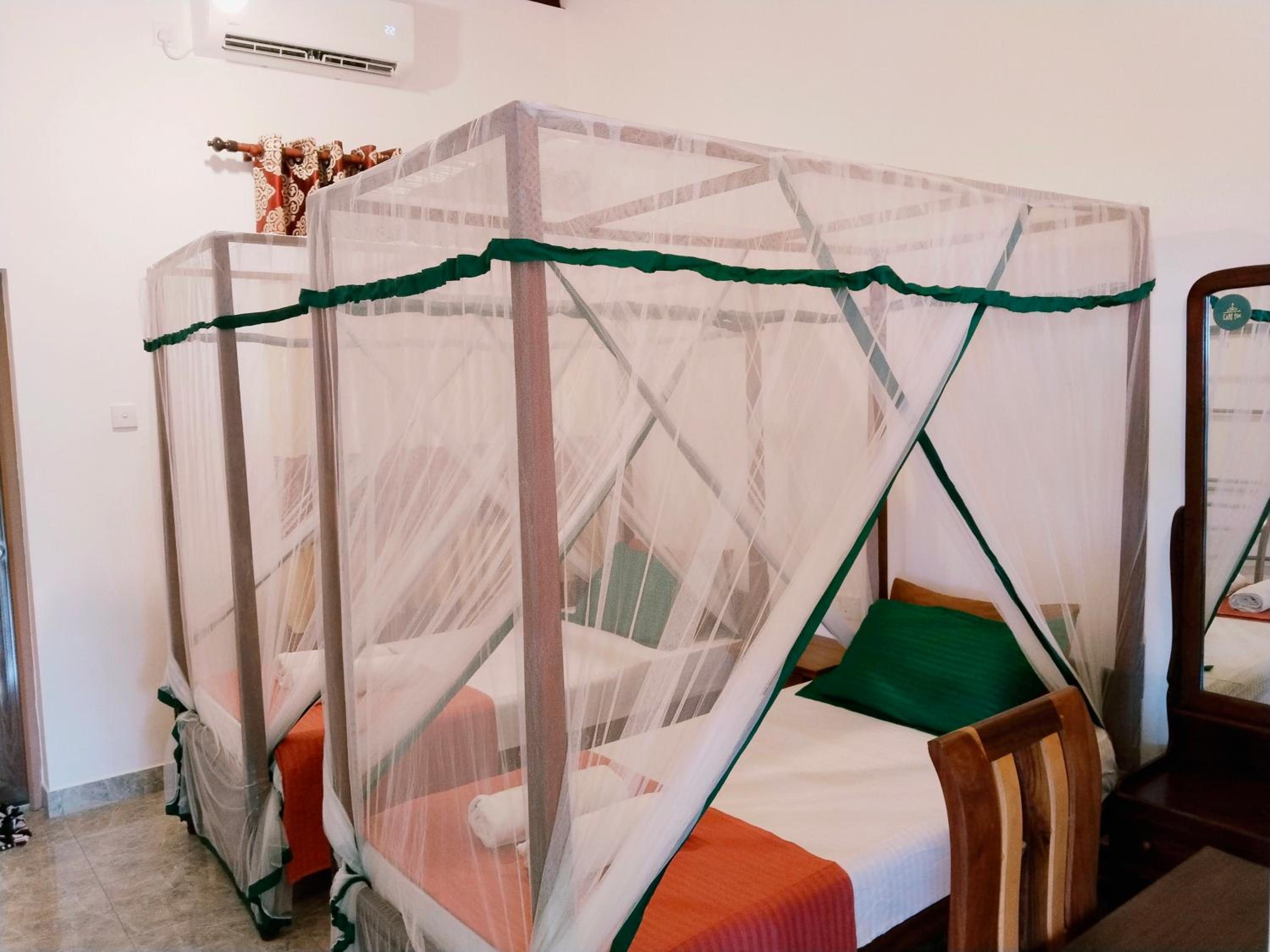 Twin Room with Sea View photo 3
