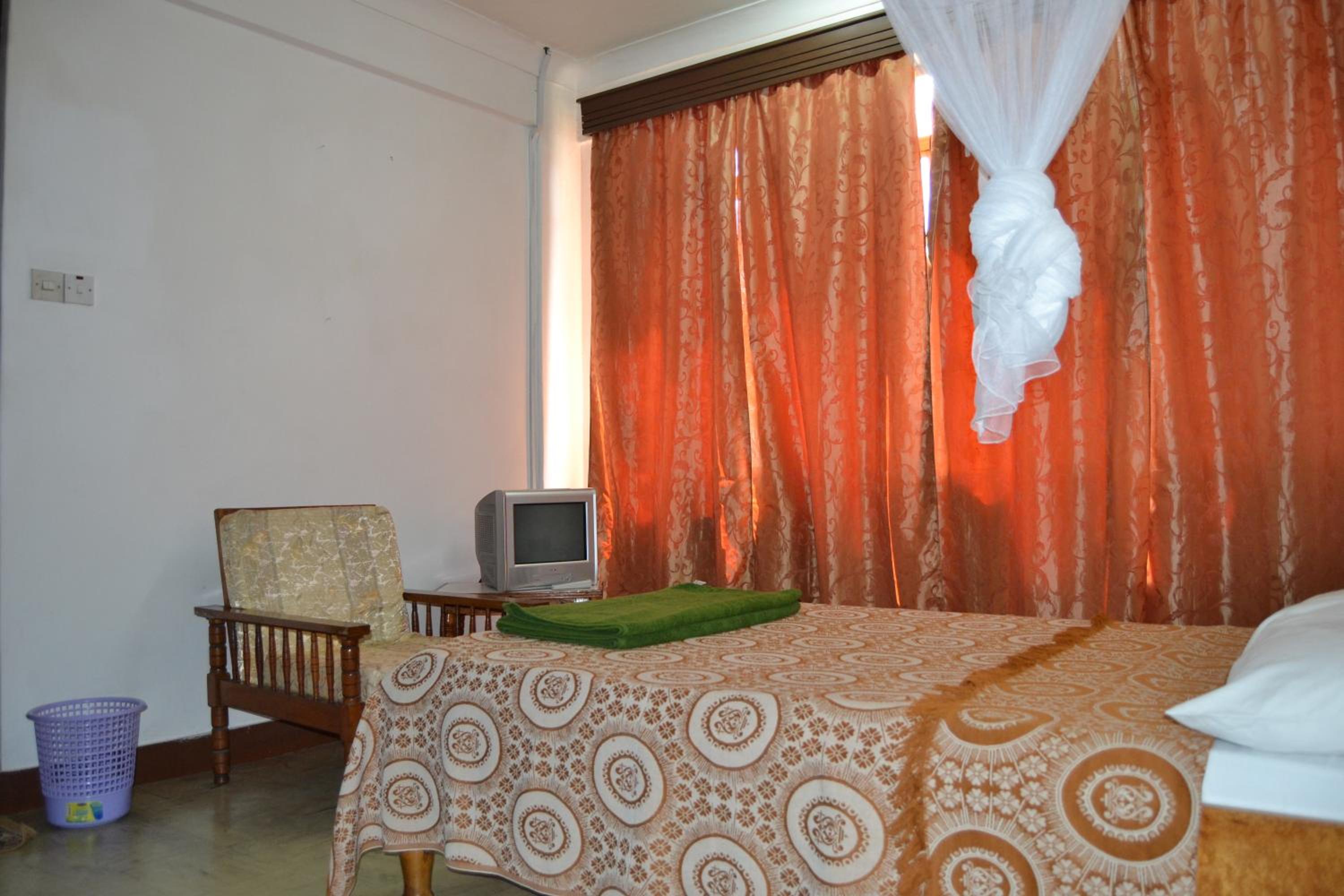 Deluxe Single Room