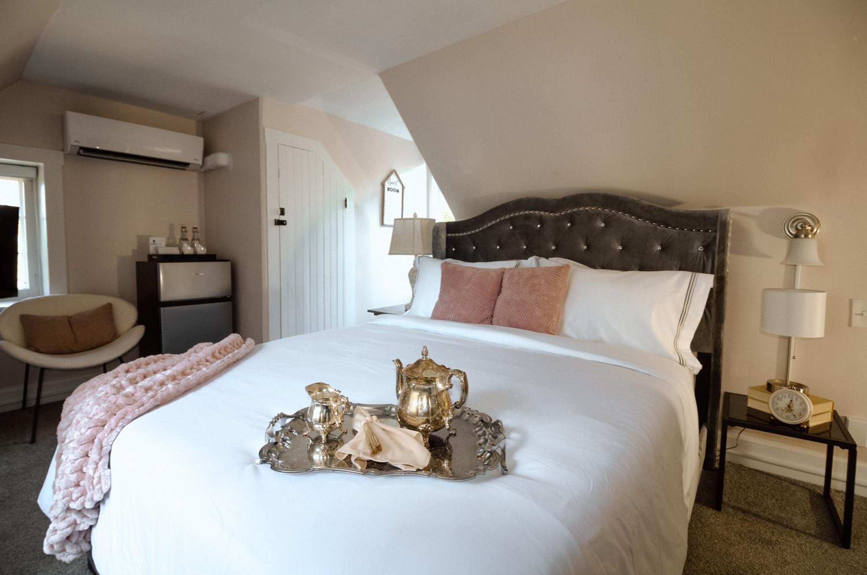 Deluxe Double Room with Shower photo 3