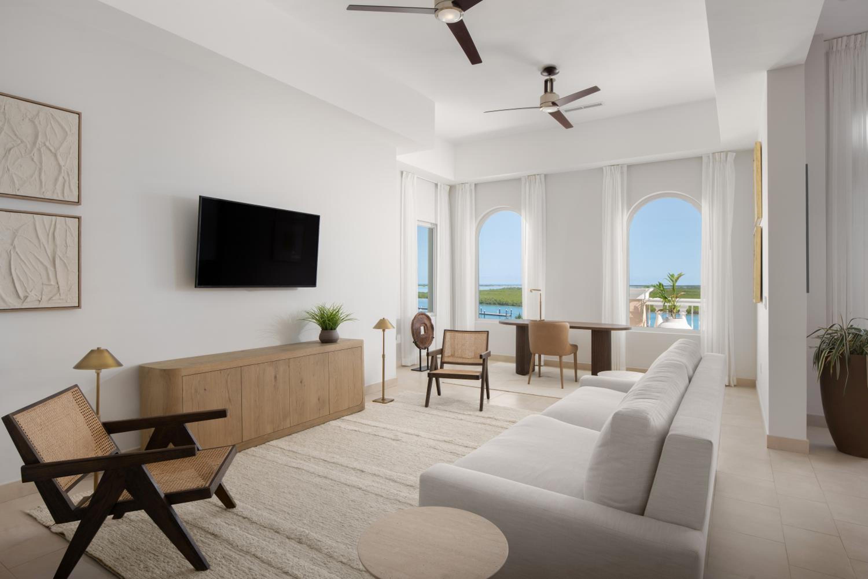 Two Bedroom Ocean Front Balcony Penthouse photo 3