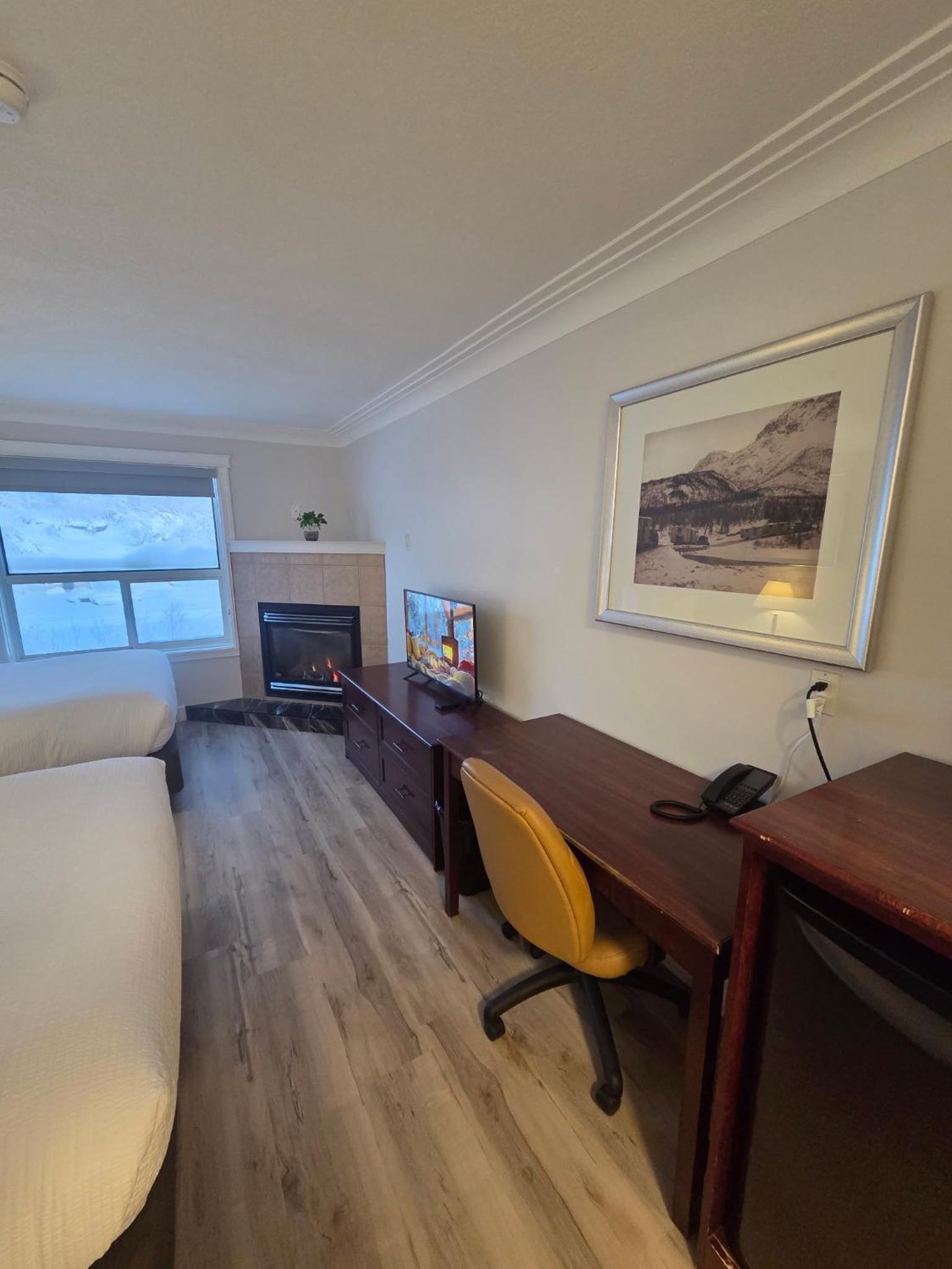 Standard Double Room photo 3