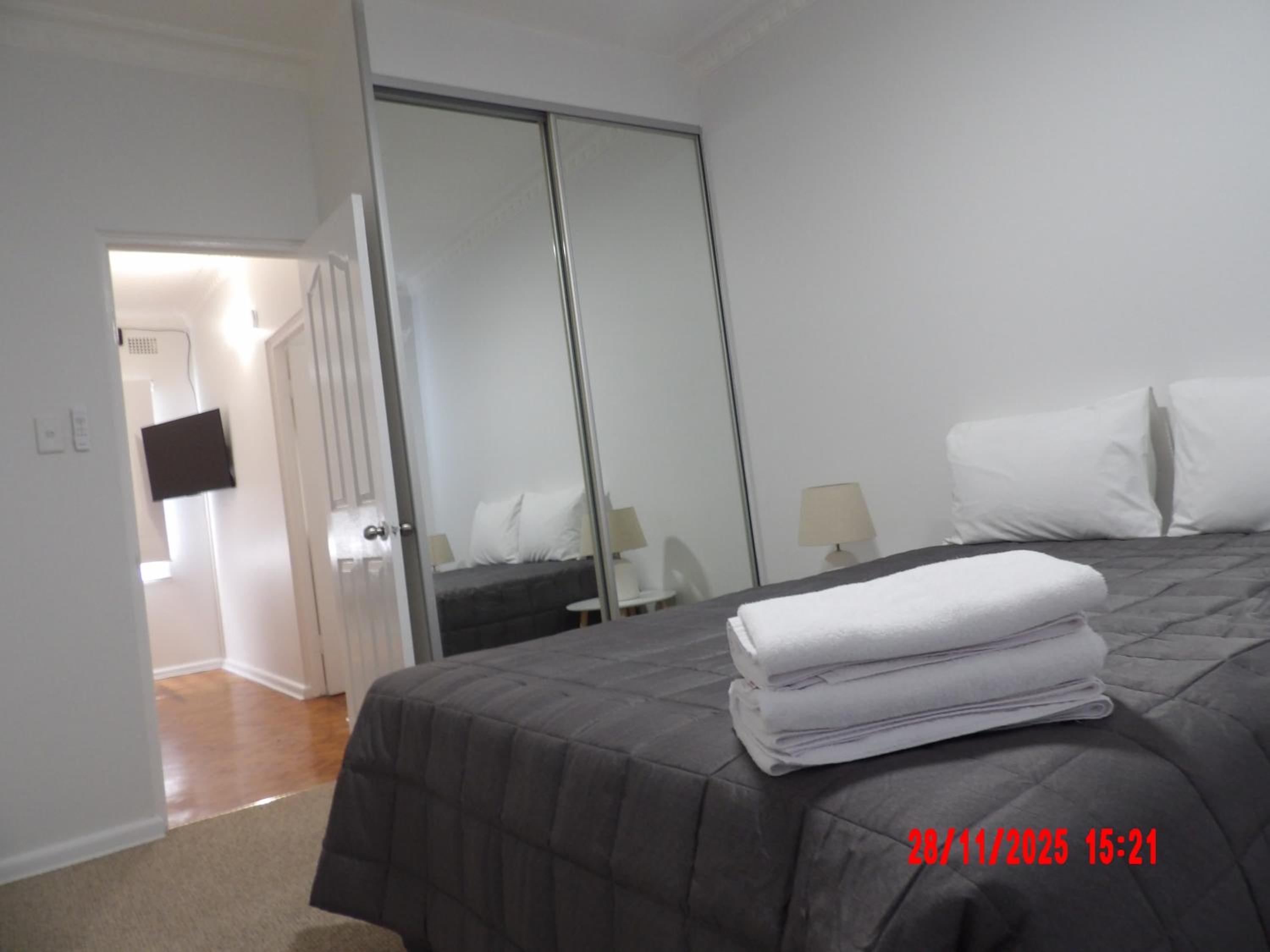 Three-Bedroom Apartment photo 2