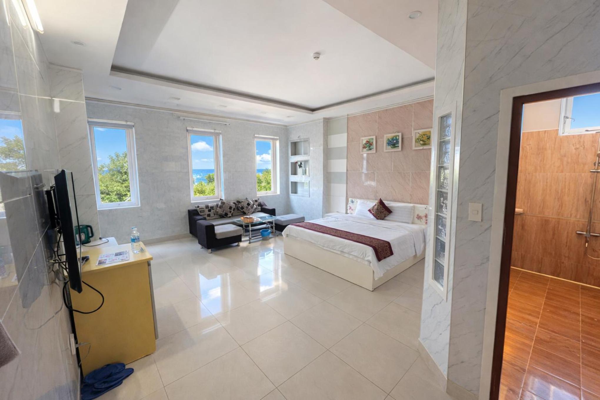 Queen Room - Photo 1