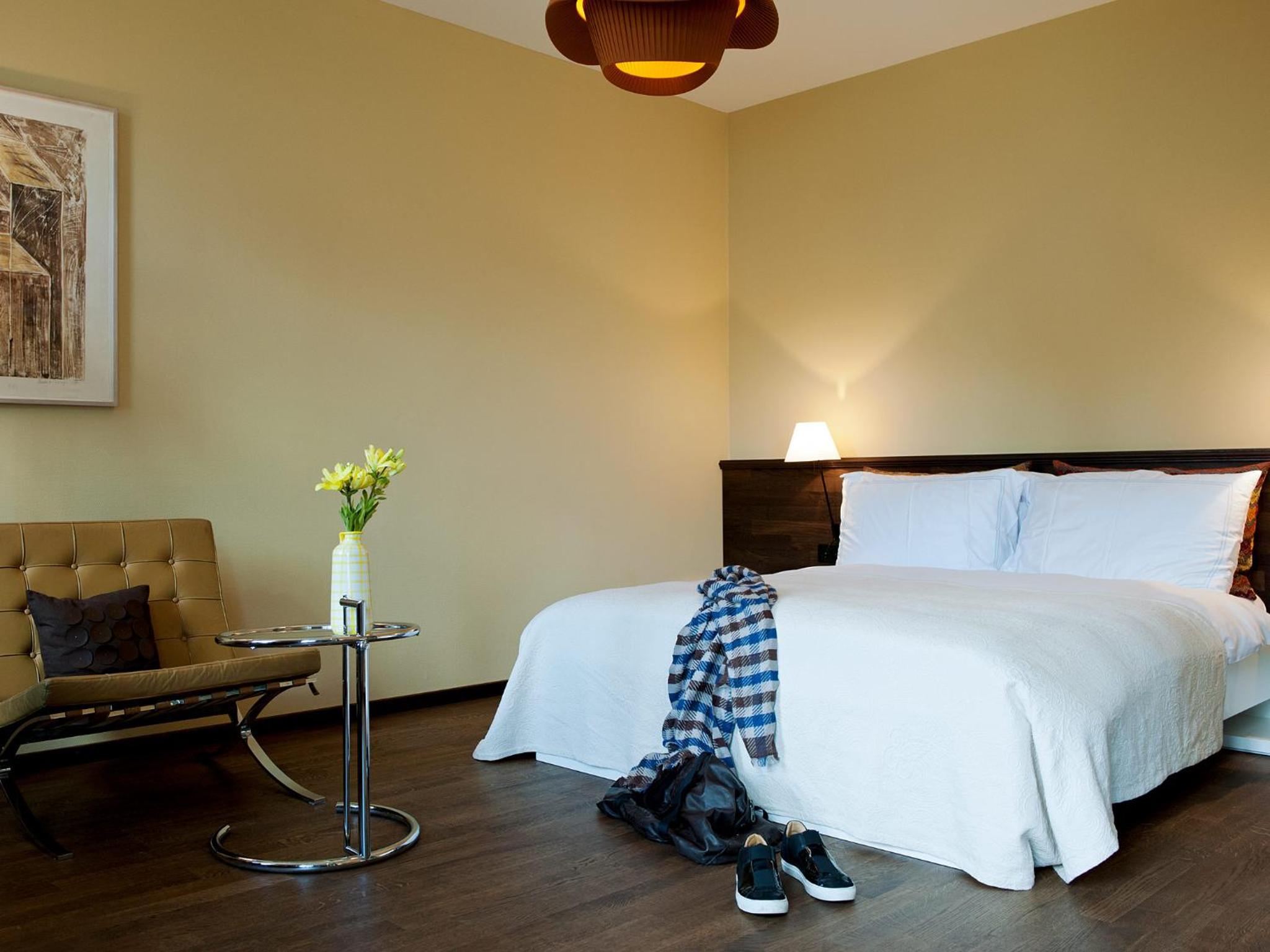 Premium Double Room - Photo 6