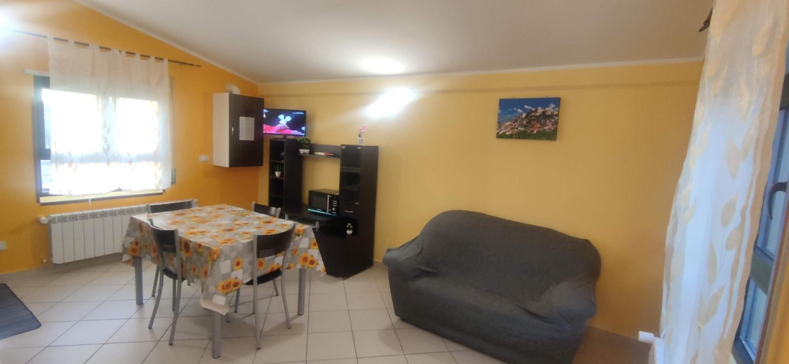 Two-Bedroom Deluxe Apartment photo 3