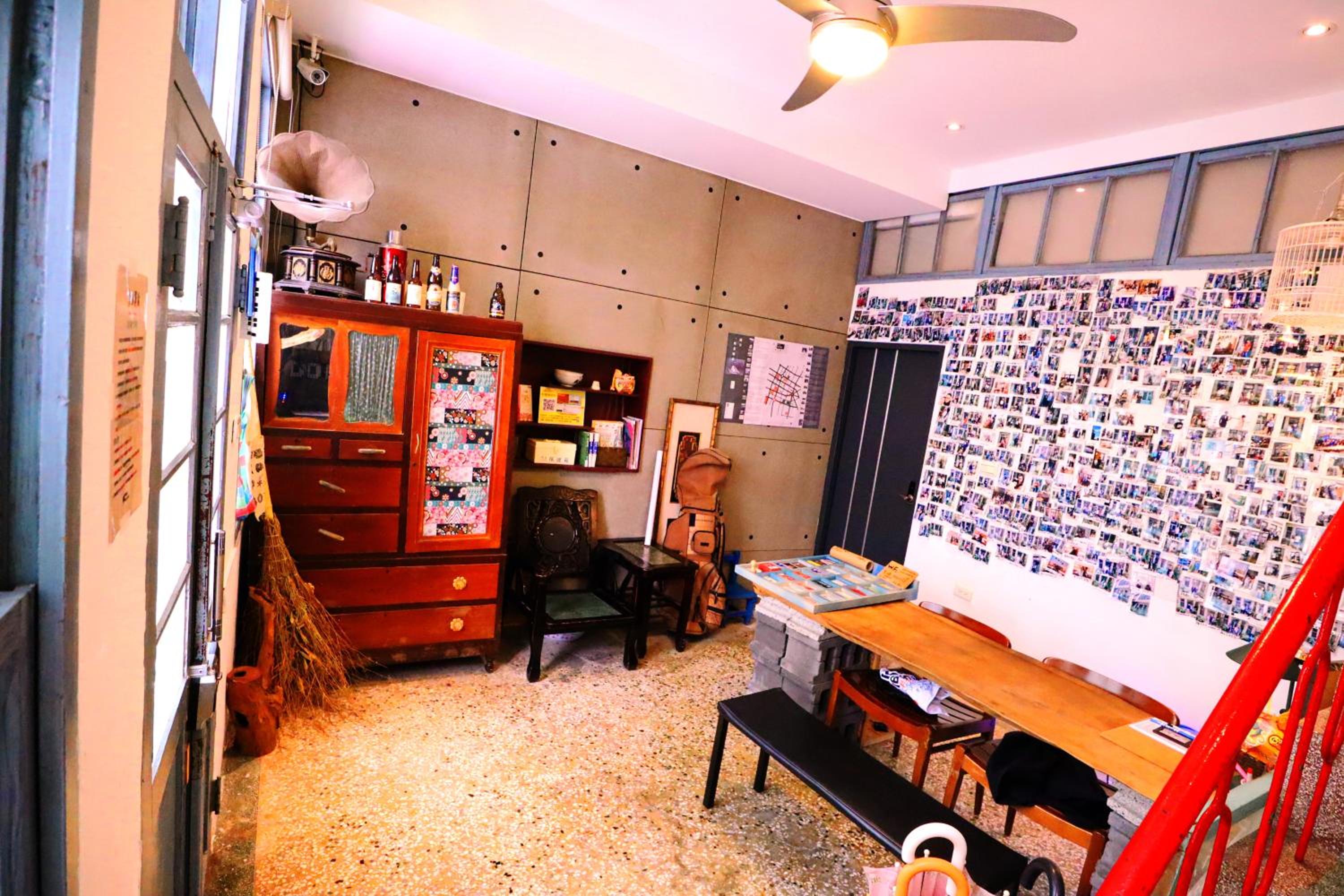 Budget Double Room photo 3