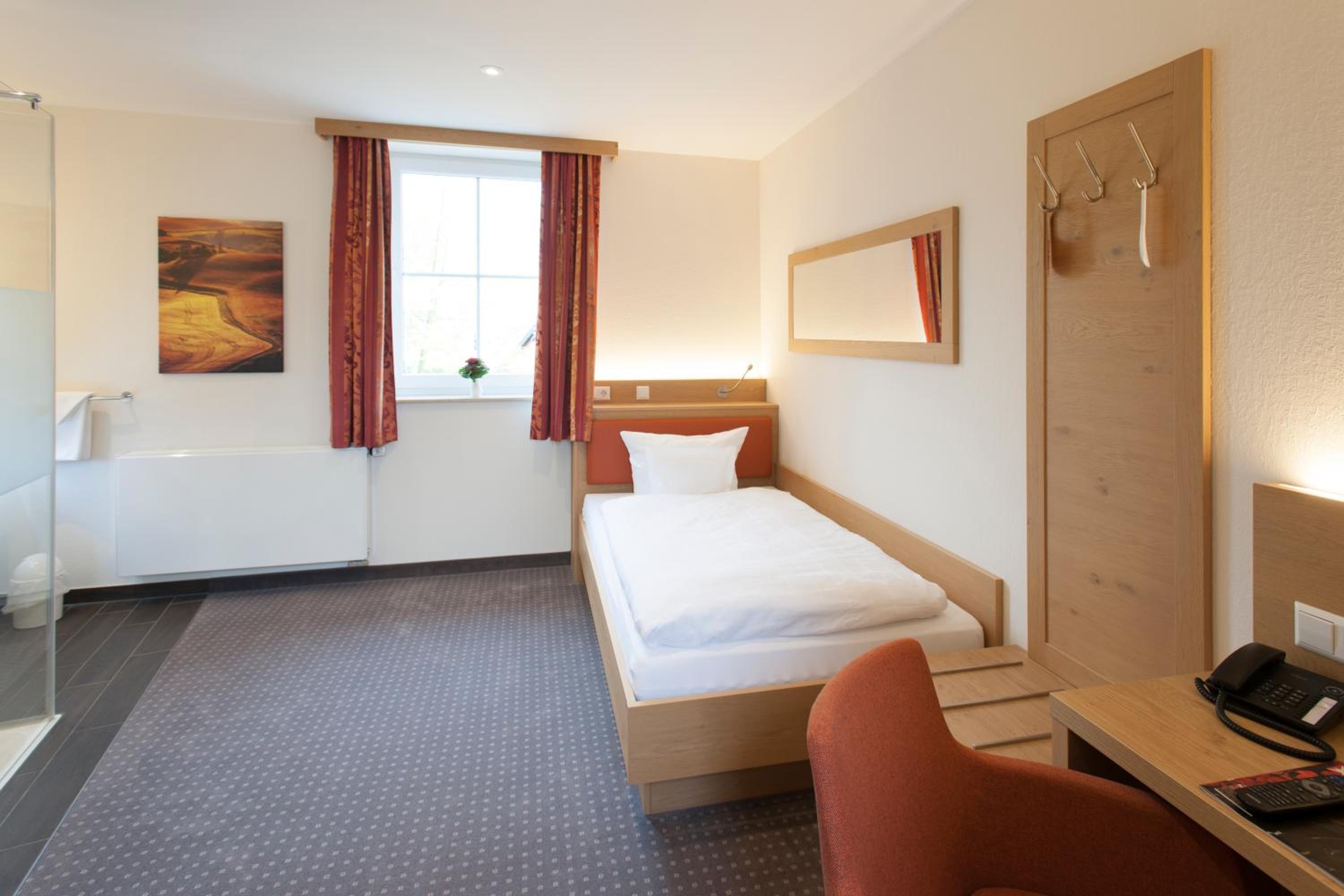 Comfort Single Room