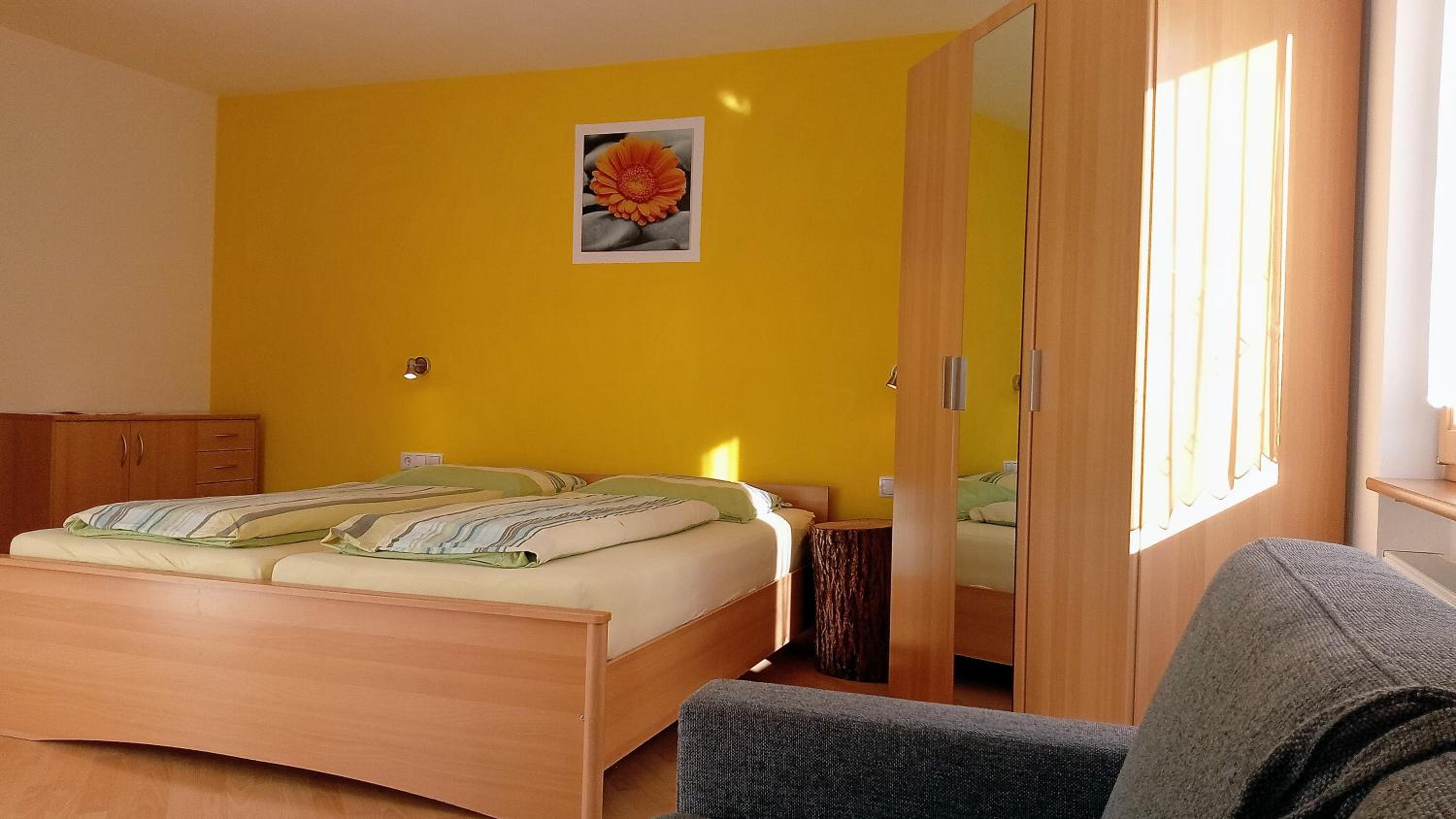 Deluxe Double Room with Bath photo 3
