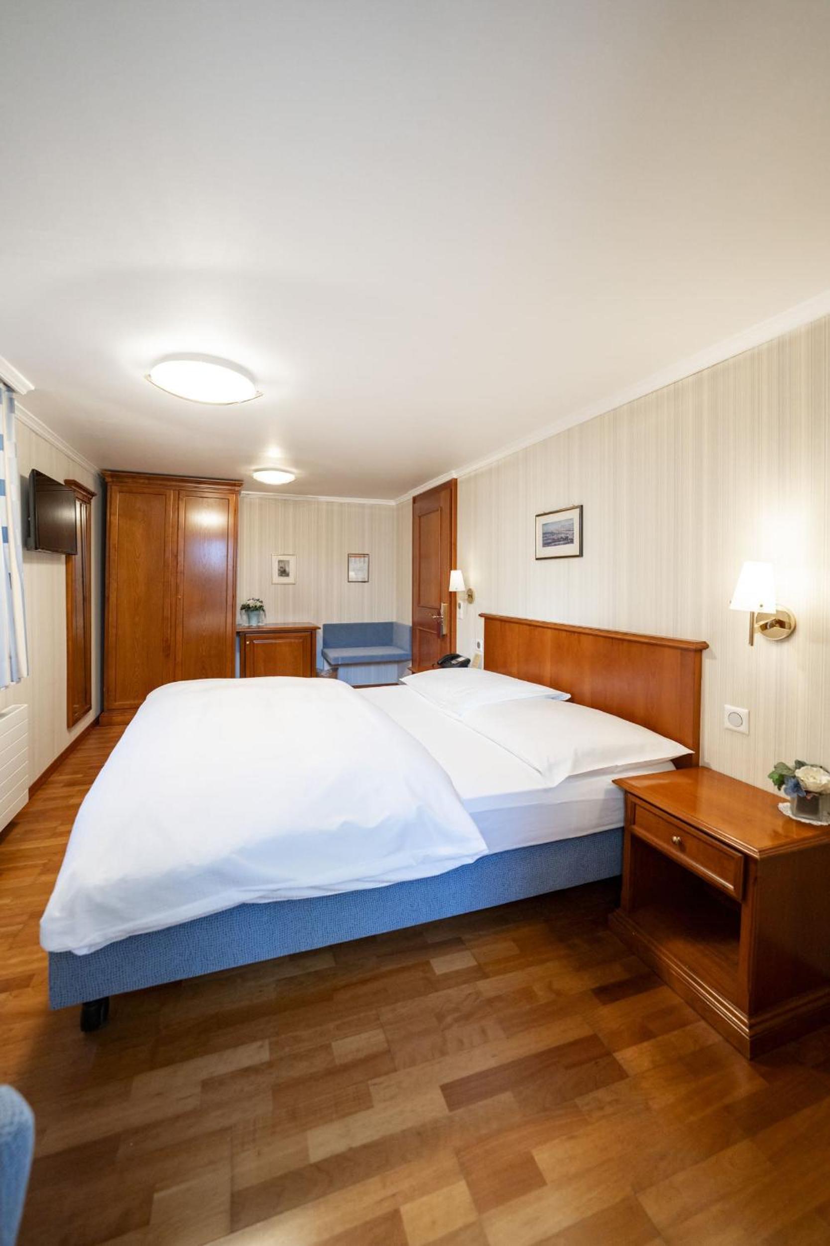 Small Double Room