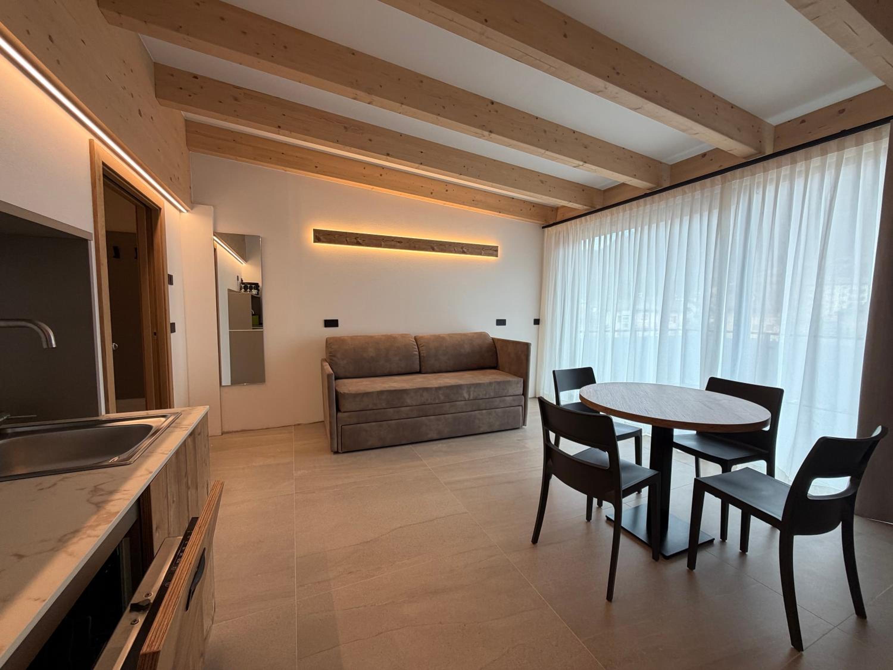 One-Bedroom Apartment with Terrace
