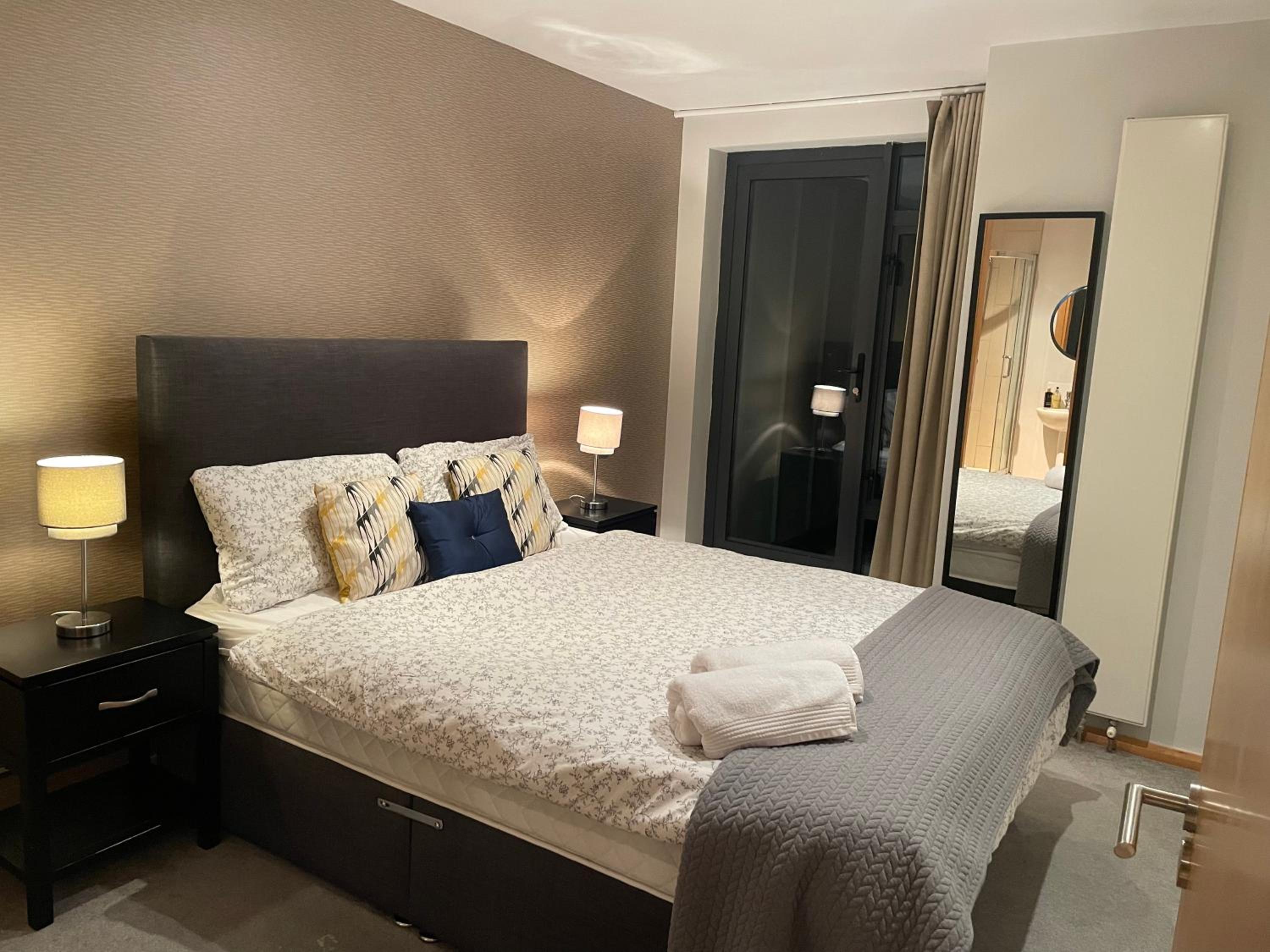 Double Room with Private Bathroom
